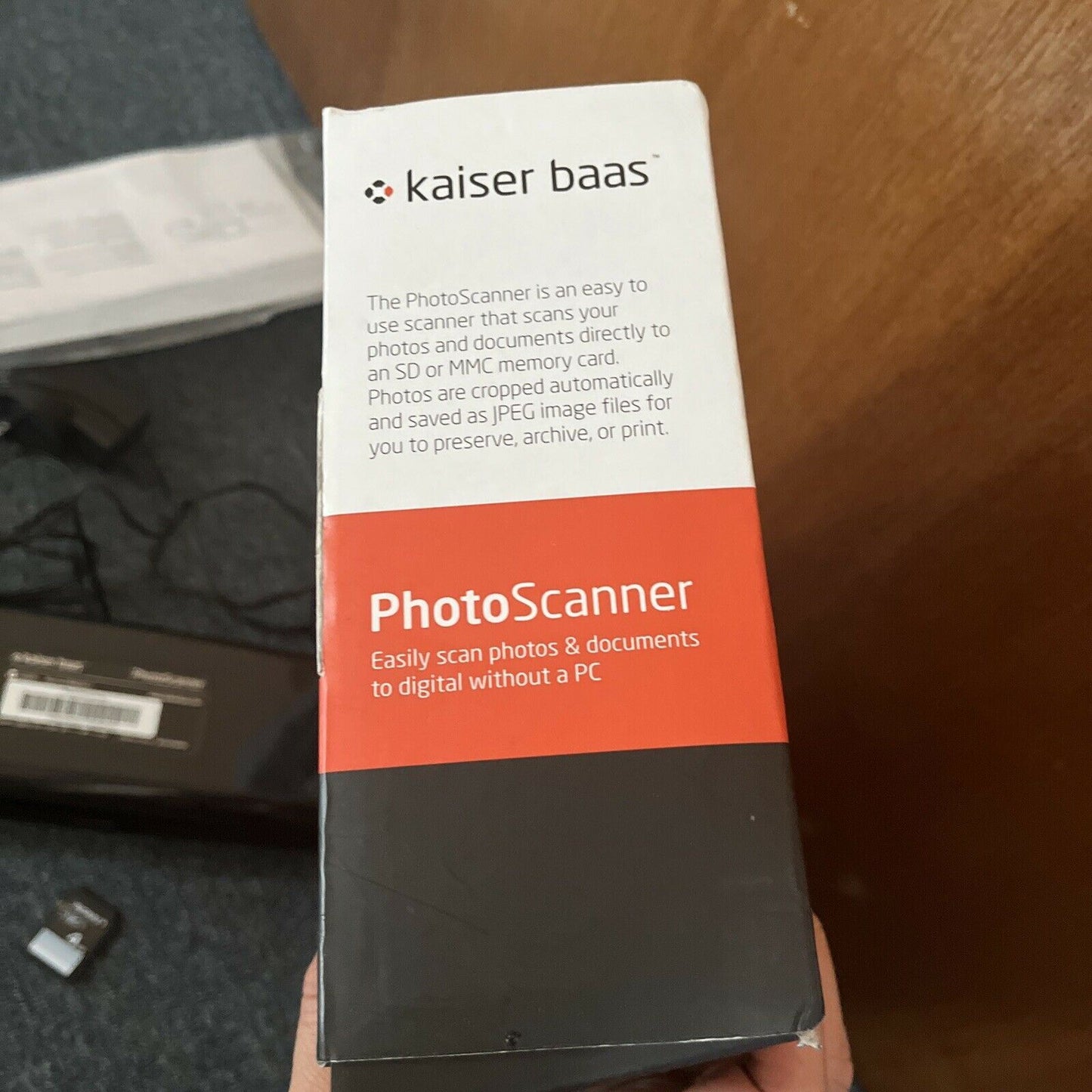 Kaiser Baas PhotoScanner - Scan Photos & Documents Without A PC With 4GB Sony SD