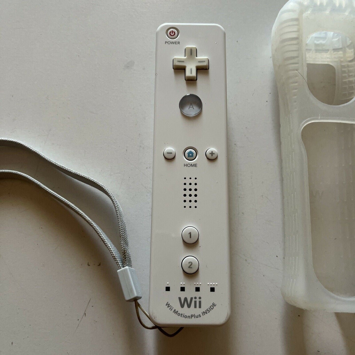 Genuine Nintendo Wii Motion Plus Controller With Protective Case RVL-036