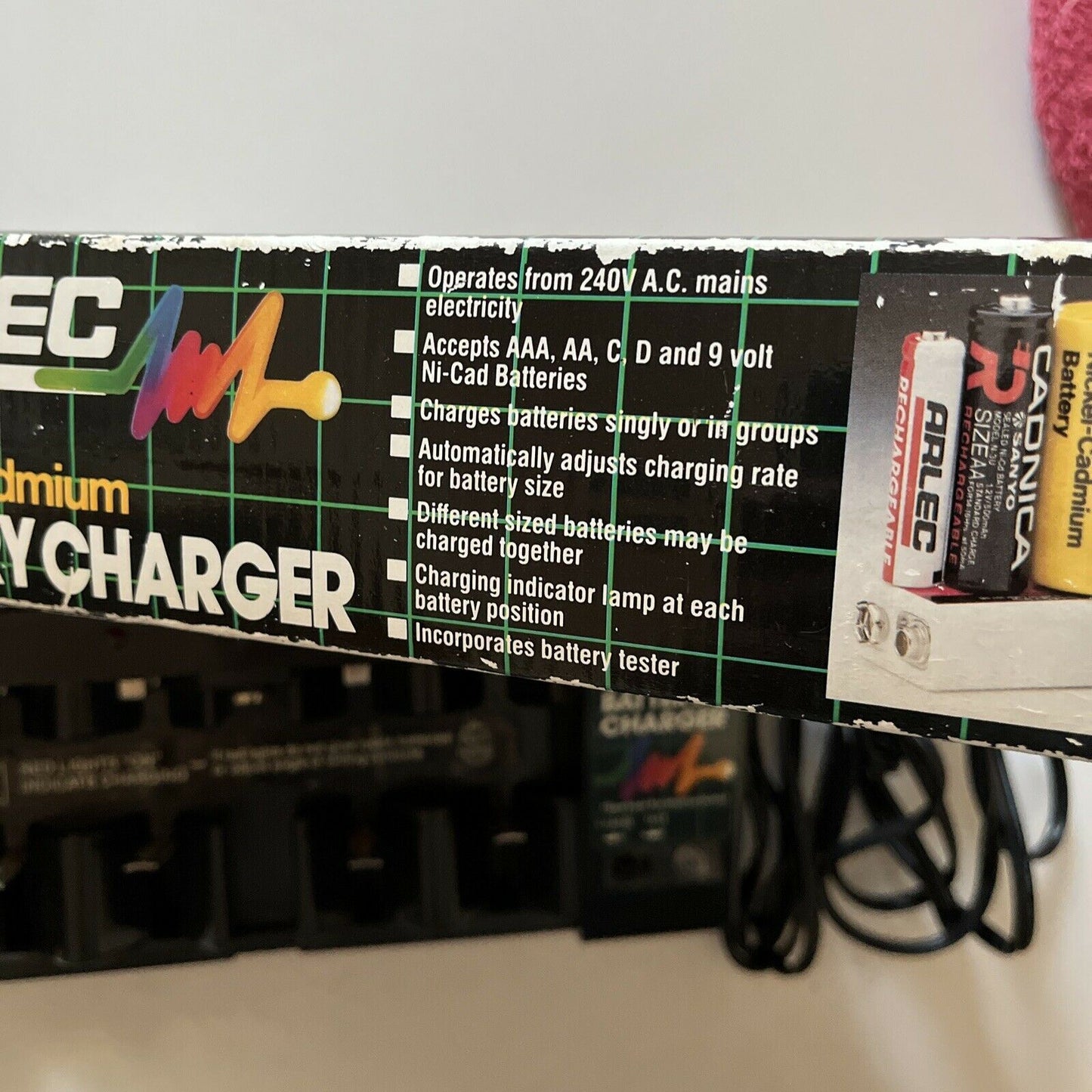 Alec Universal Nickel-Cadmium Battery Charger AA AAA C D 9V