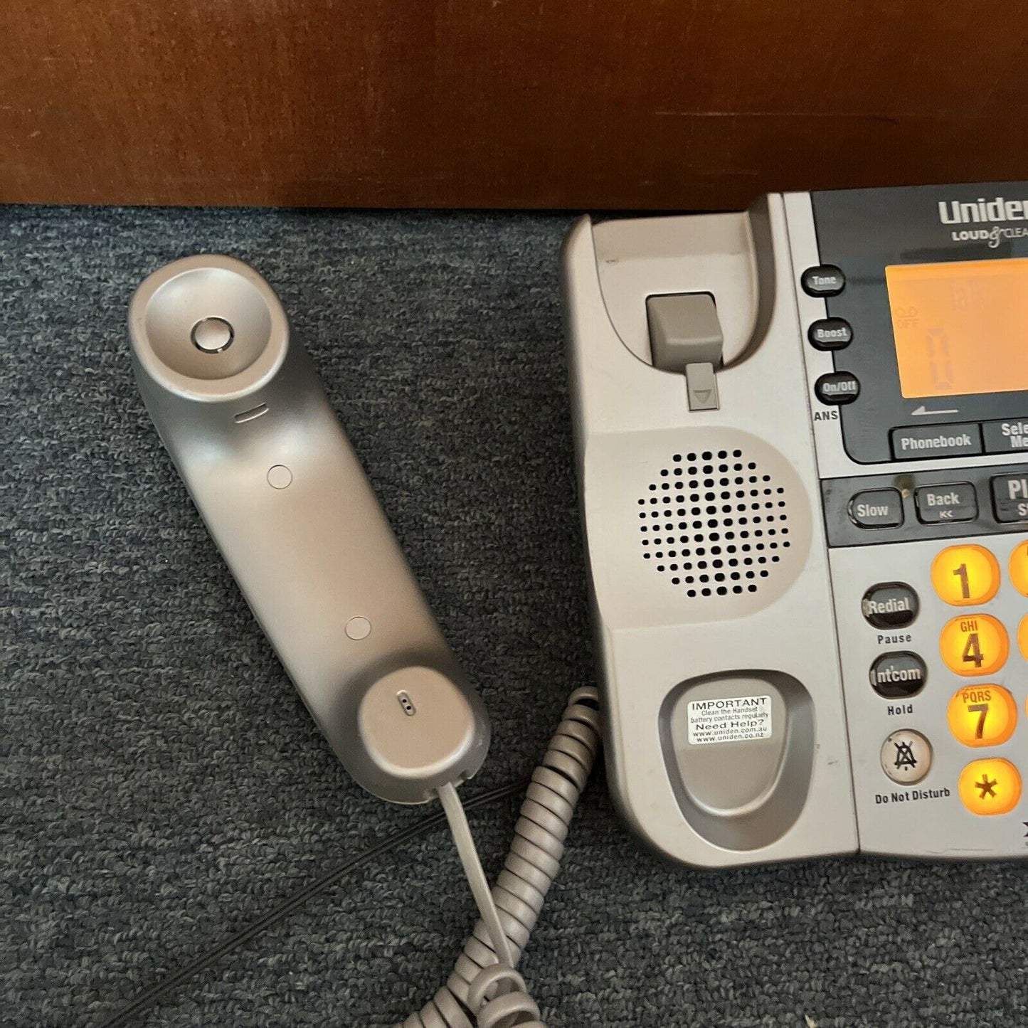 Uniden SSE27+1 Loud & Clear Landline Corded Phone for Hearing/Visually Impaired