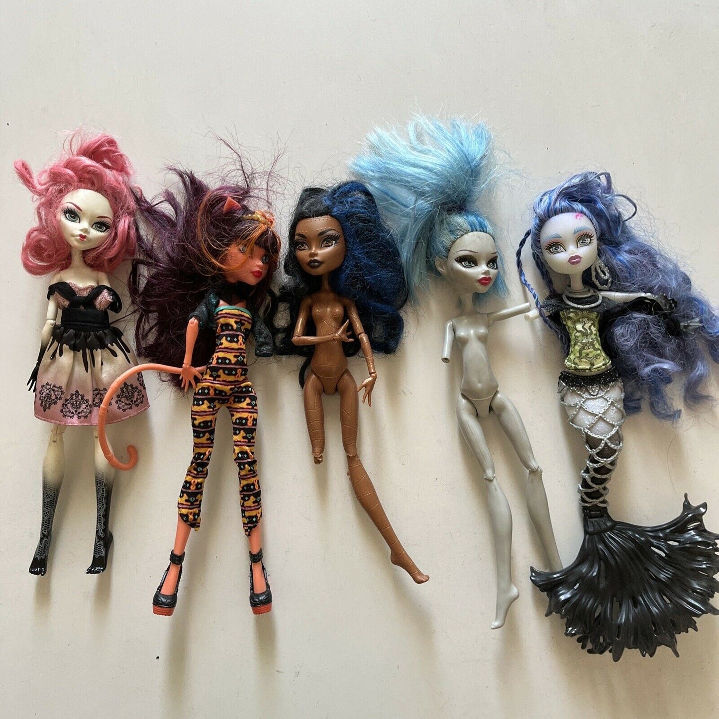 5x Monster High Doll: Sirena Von Boo, Ghoulia Yelps, Robecca steam, *Parts Only*