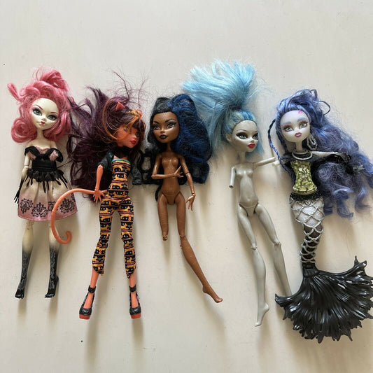 5x Monster High Doll: Sirena Von Boo, Ghoulia Yelps, Robecca steam, *Parts Only*