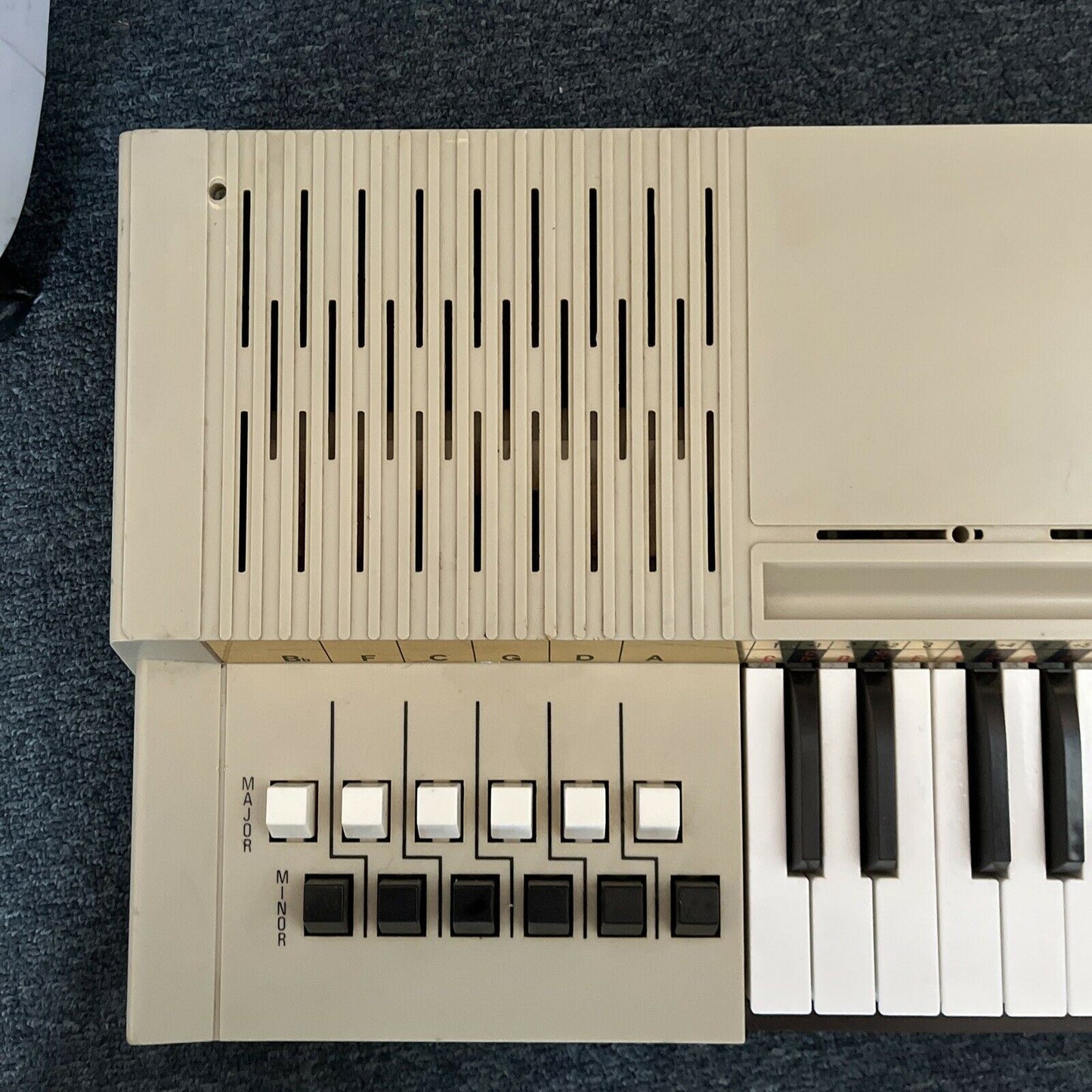Bontempi 9 Electric Chord Organ - Made in Italy