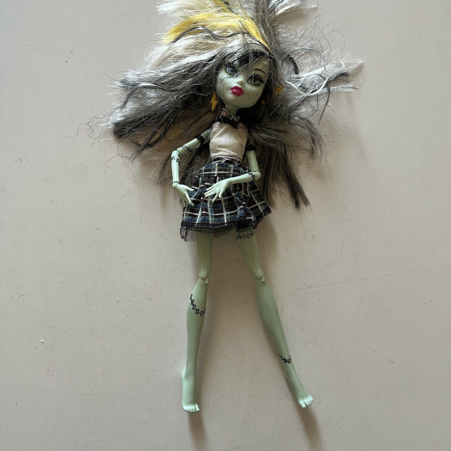 Frankie Stein Ghouls Alive! Monster High 11" Doll Mattel 2008