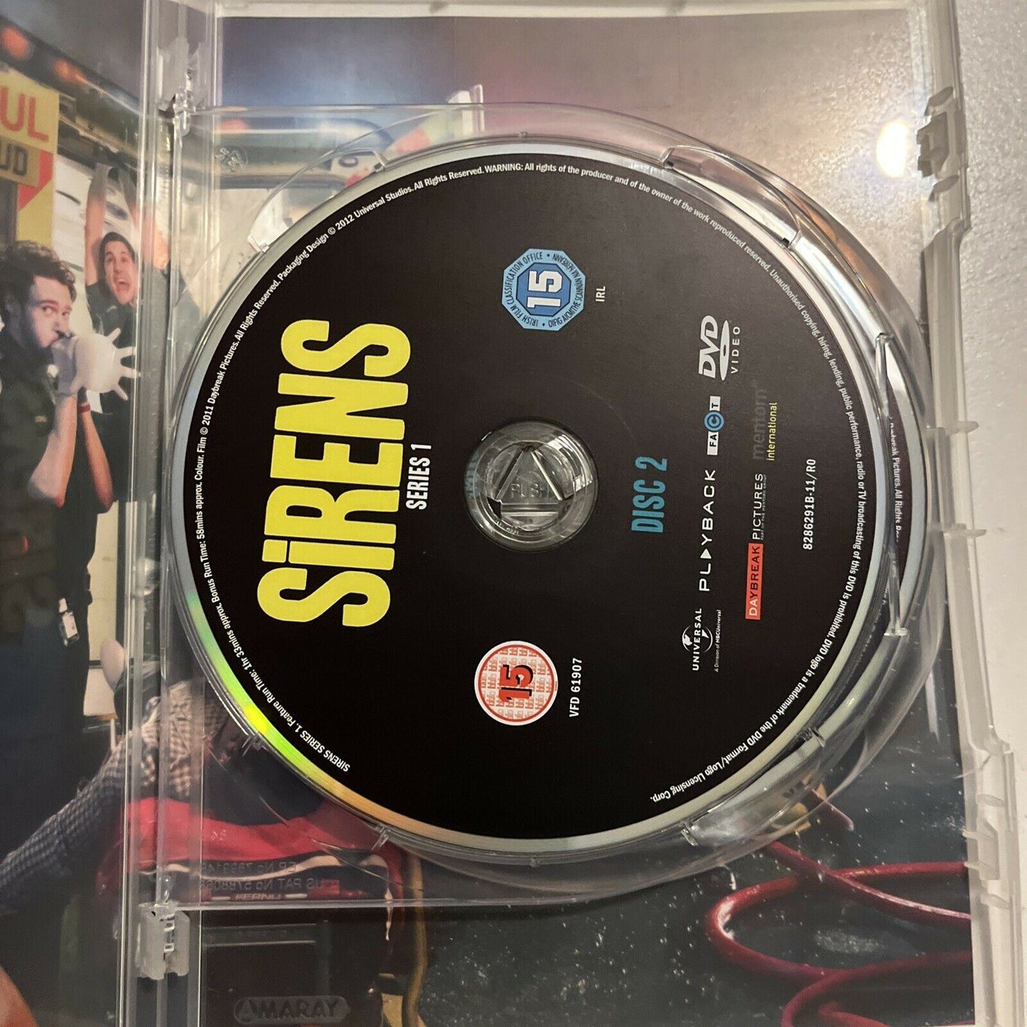 Sirens - Series 1 (DVD, 2011, 2-Disc) Kayvan Novak, Richard Madden. Region 4&2