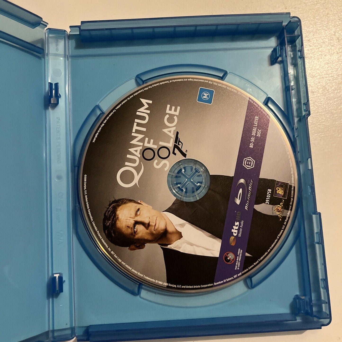 James Bond: Casino Royale / Quantum Of Solace (Blu-ray, 2008, 2-Disc) Region B