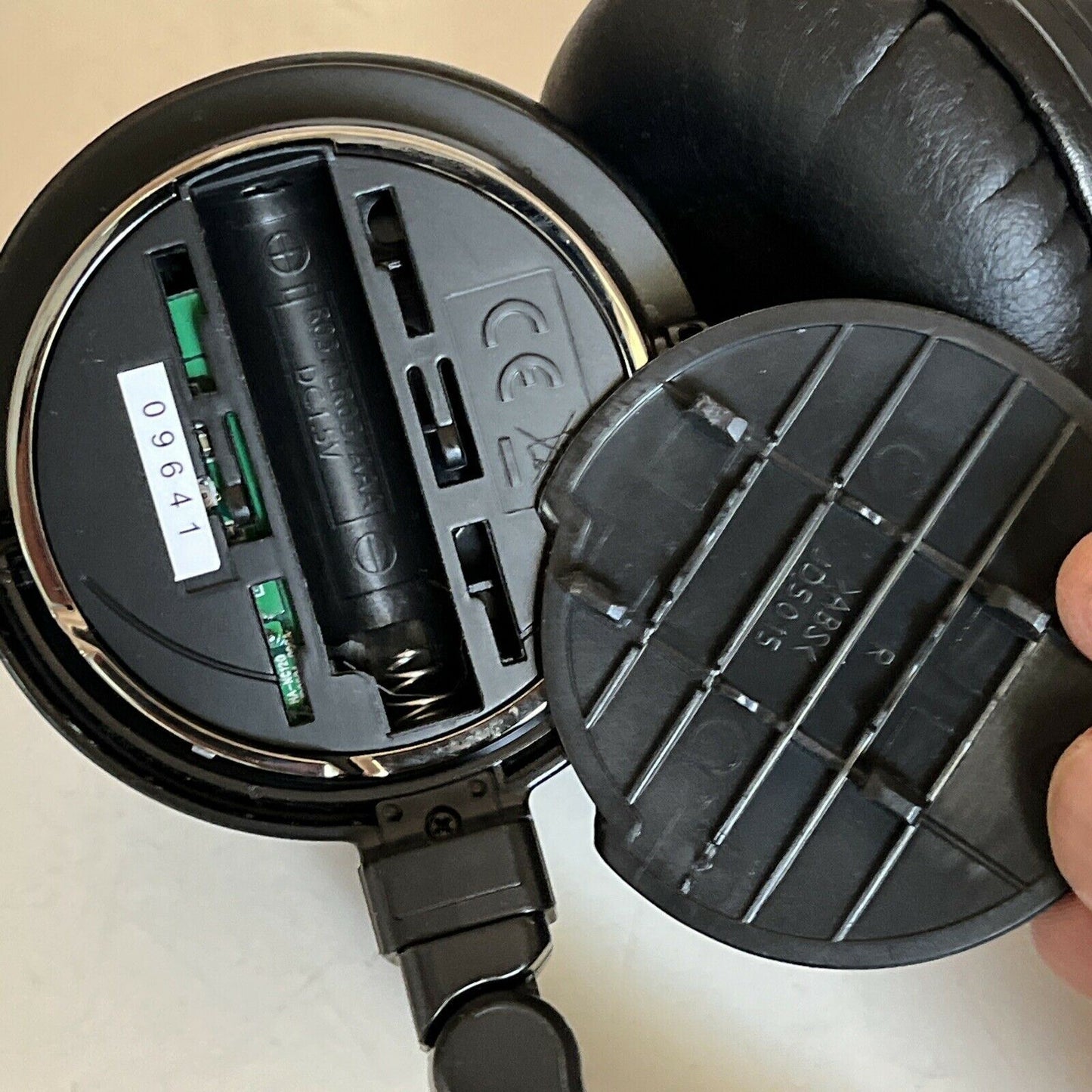 JVC Noise Cancelling Headphones with Retractable Cord HA-NC120