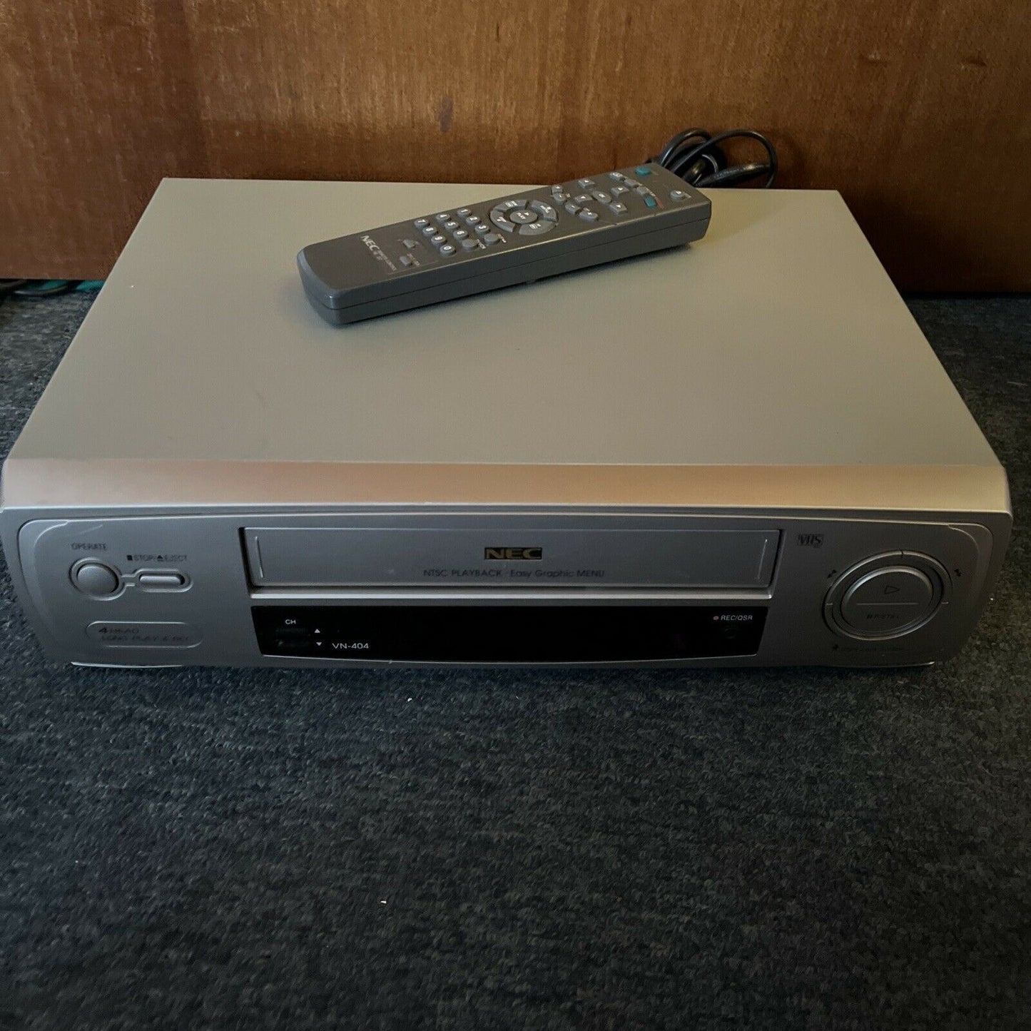 NEC VN-404 VCR Video Cassette Recorder NTSC/PAL Playback With Remote