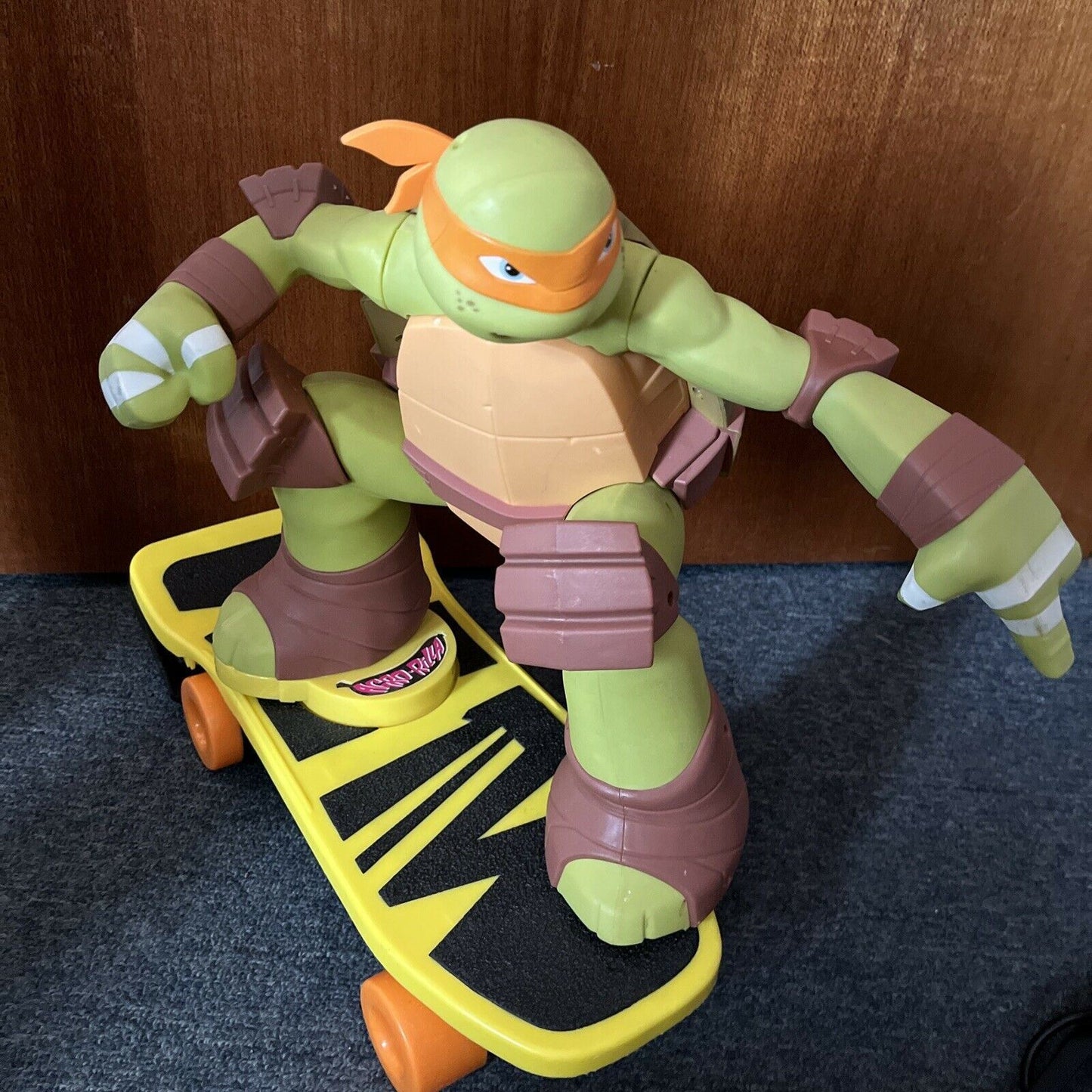 Michelangelo Teenage Ninja Mutant Turtle Agro-Rilla 14" 2016 Jakks *Not Working*