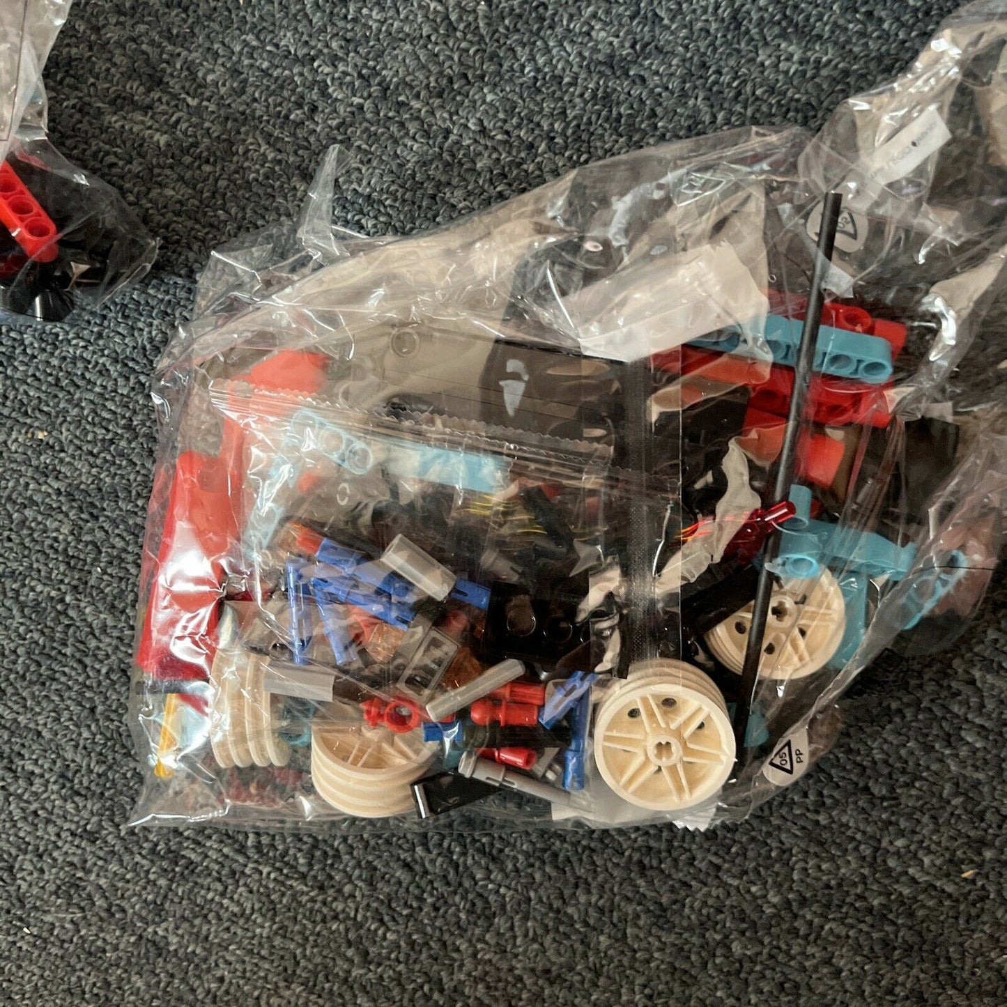 Lego Technic Stunt Show Truck & Bike (42106) *Incomplete*