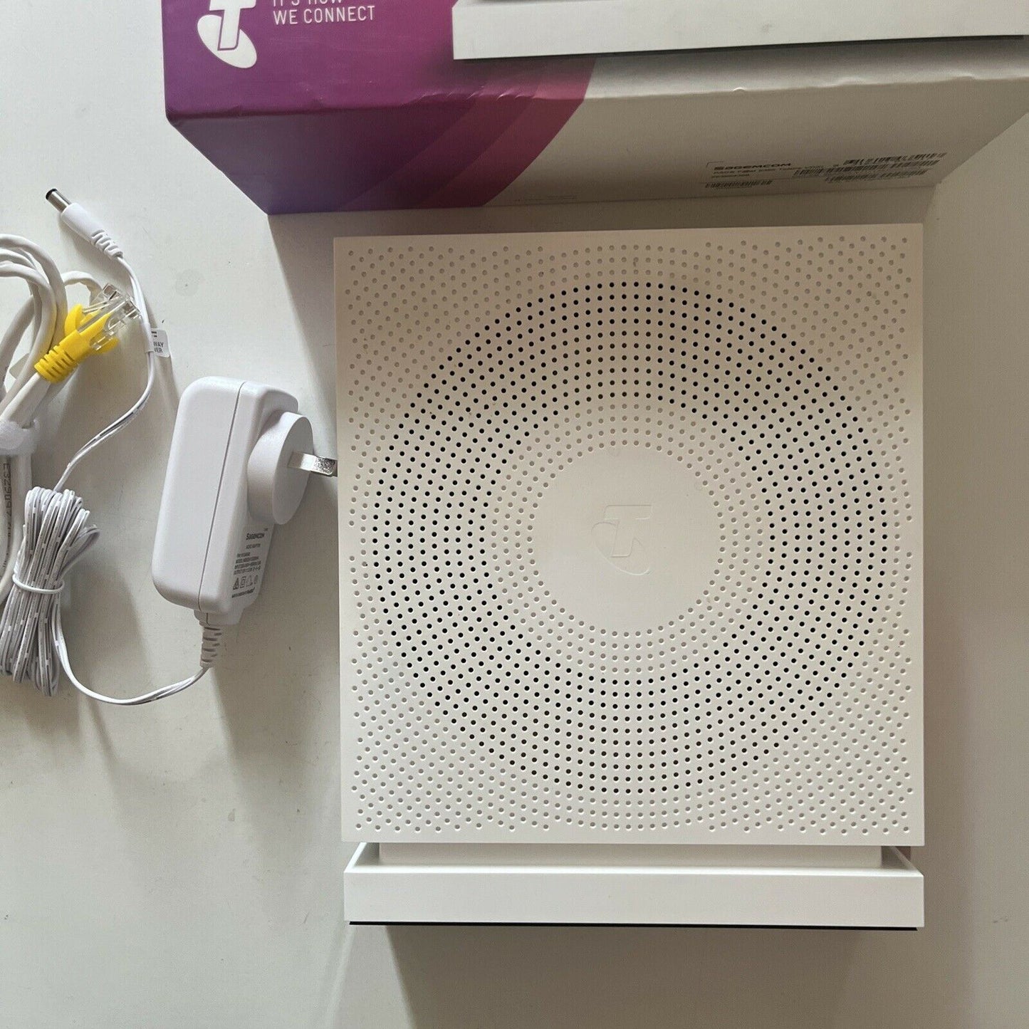 Telstra Gateway Connection Modem for Fibre To Node/Fibre To Building