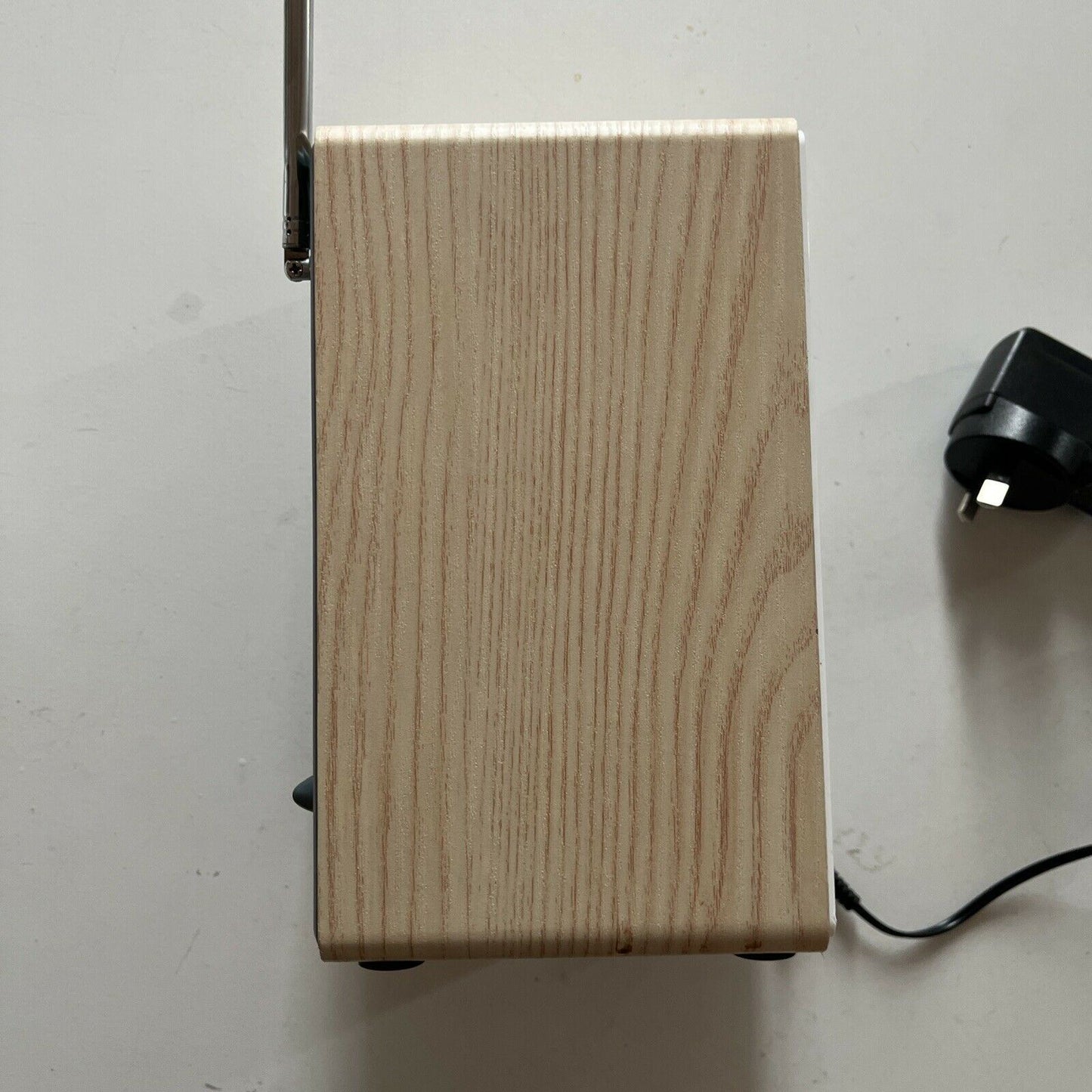 Audiosonic Nora DAB+ FM Digital Radio DS421A+ Working