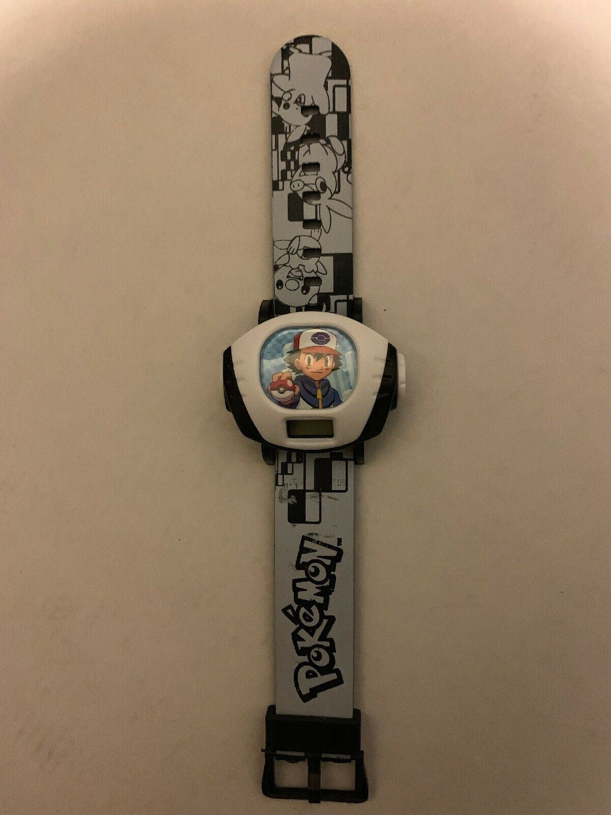 Genuine Pokemon Watch And Light (2011)