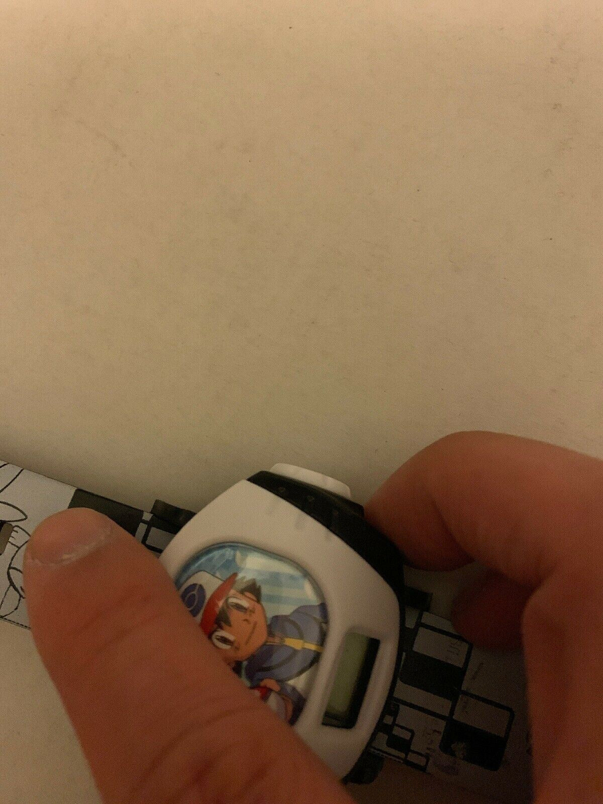 Genuine Pokemon Watch And Light (2011)