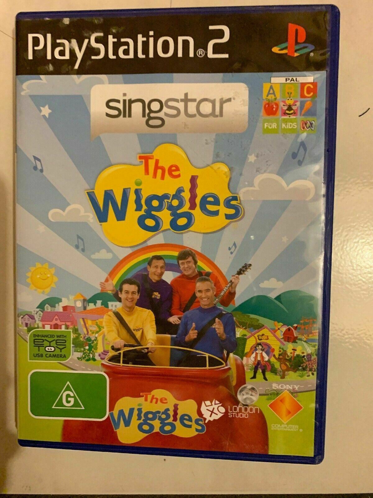 SingStar THE WIGGLES Sony PS2  With 2 Genuine Microphones SingStar USB Converter