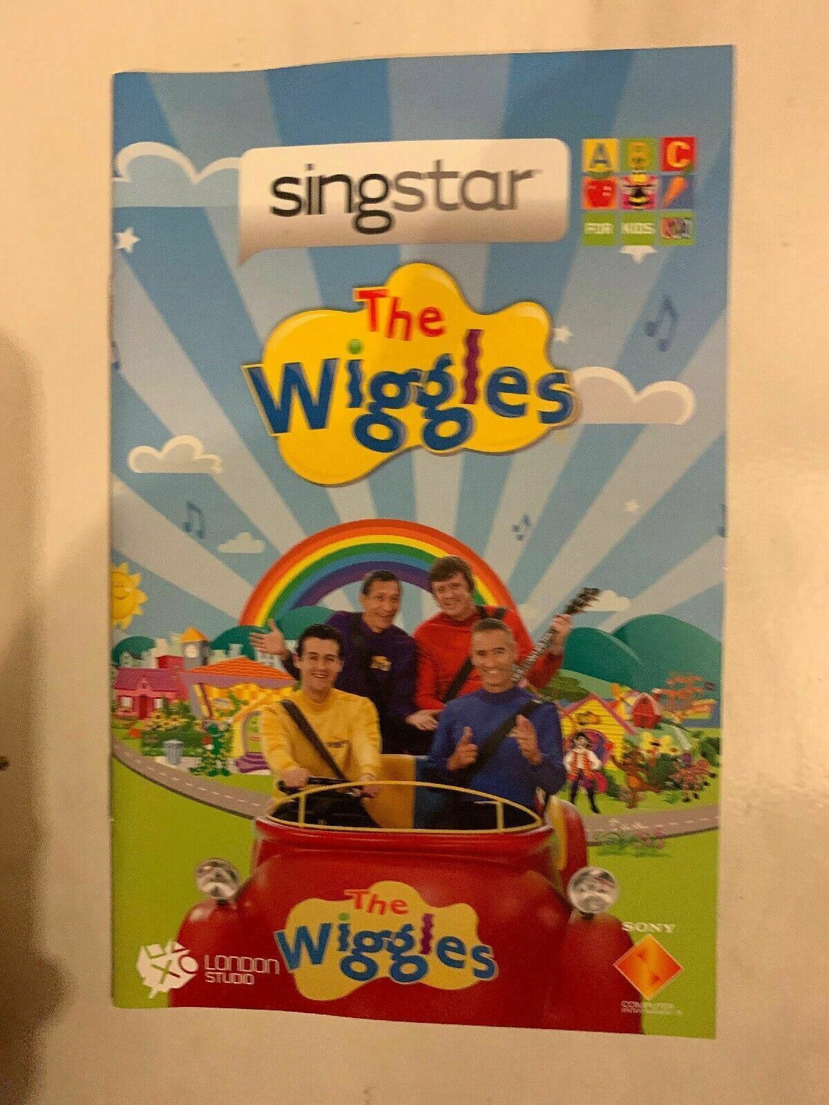 SingStar THE WIGGLES Sony PS2  With 2 Genuine Microphones SingStar USB Converter