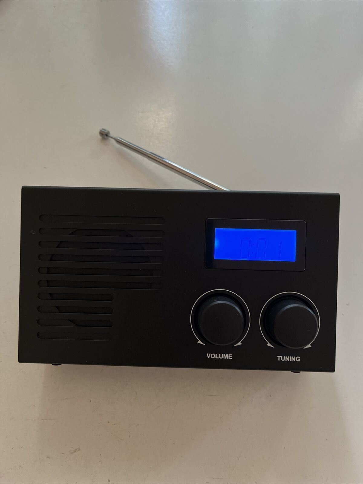 Anko Portable FM/AM Radio Model: JR-61H760