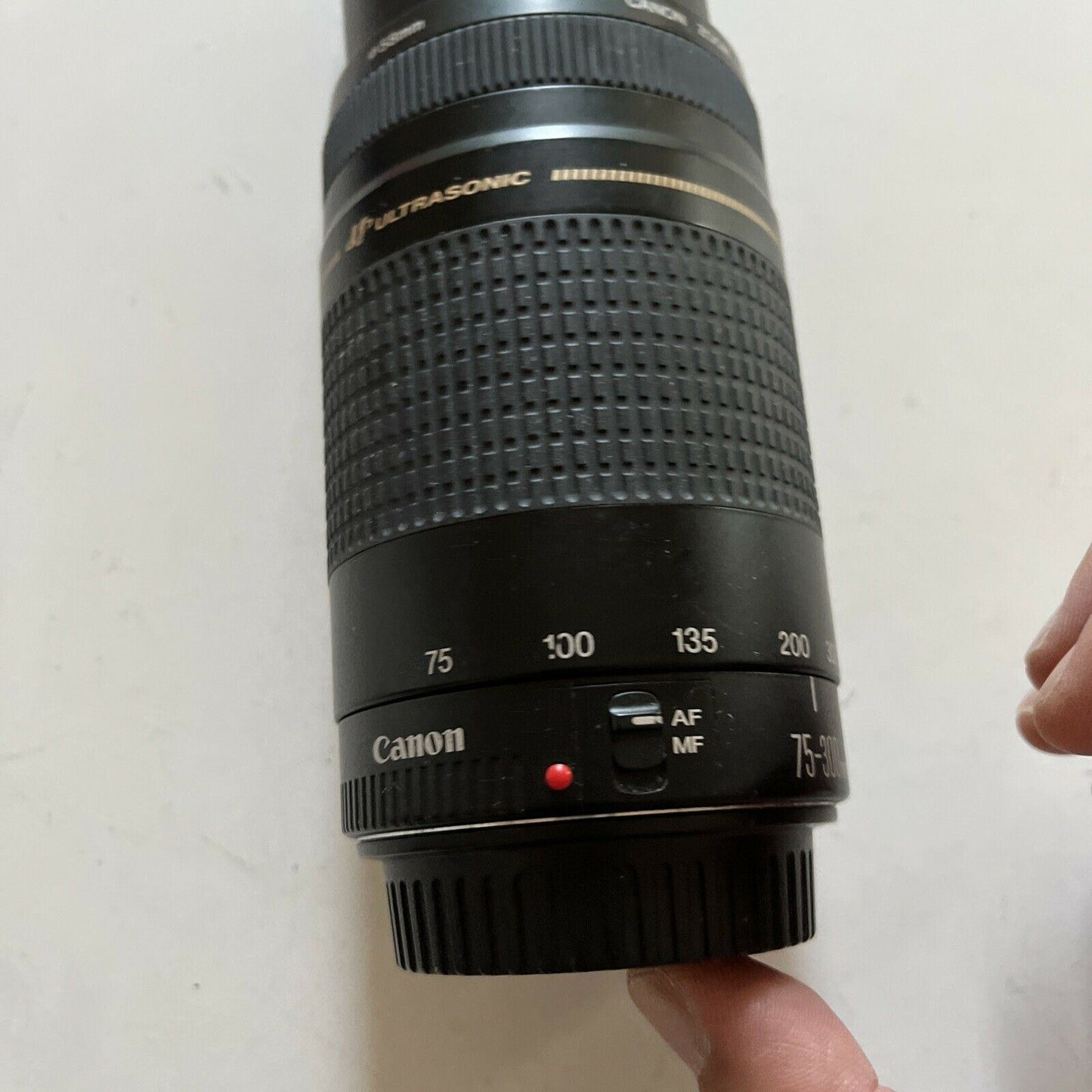 Canon Zoom Lens EF 75-400mm *Parts Or Repair*