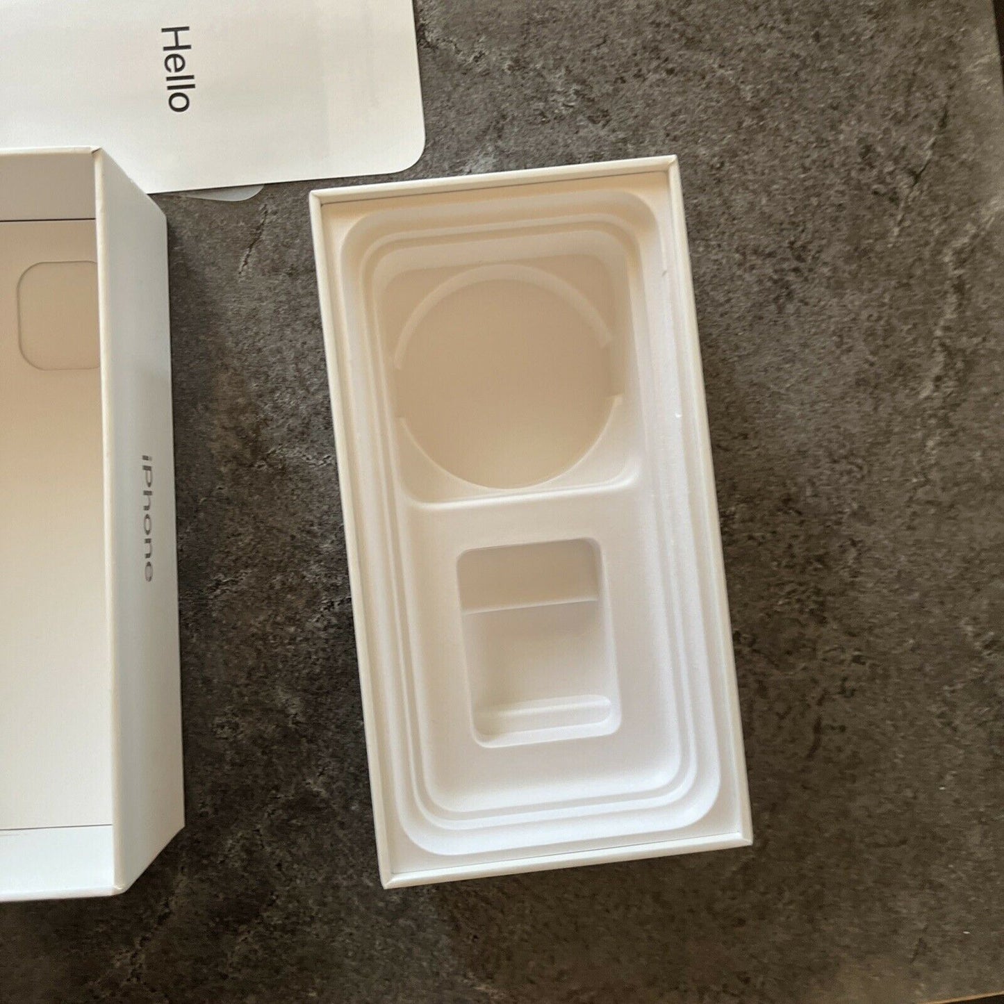 iPhone 11 64gb Box And Contents *Doesn't Include iPhone - Box only*