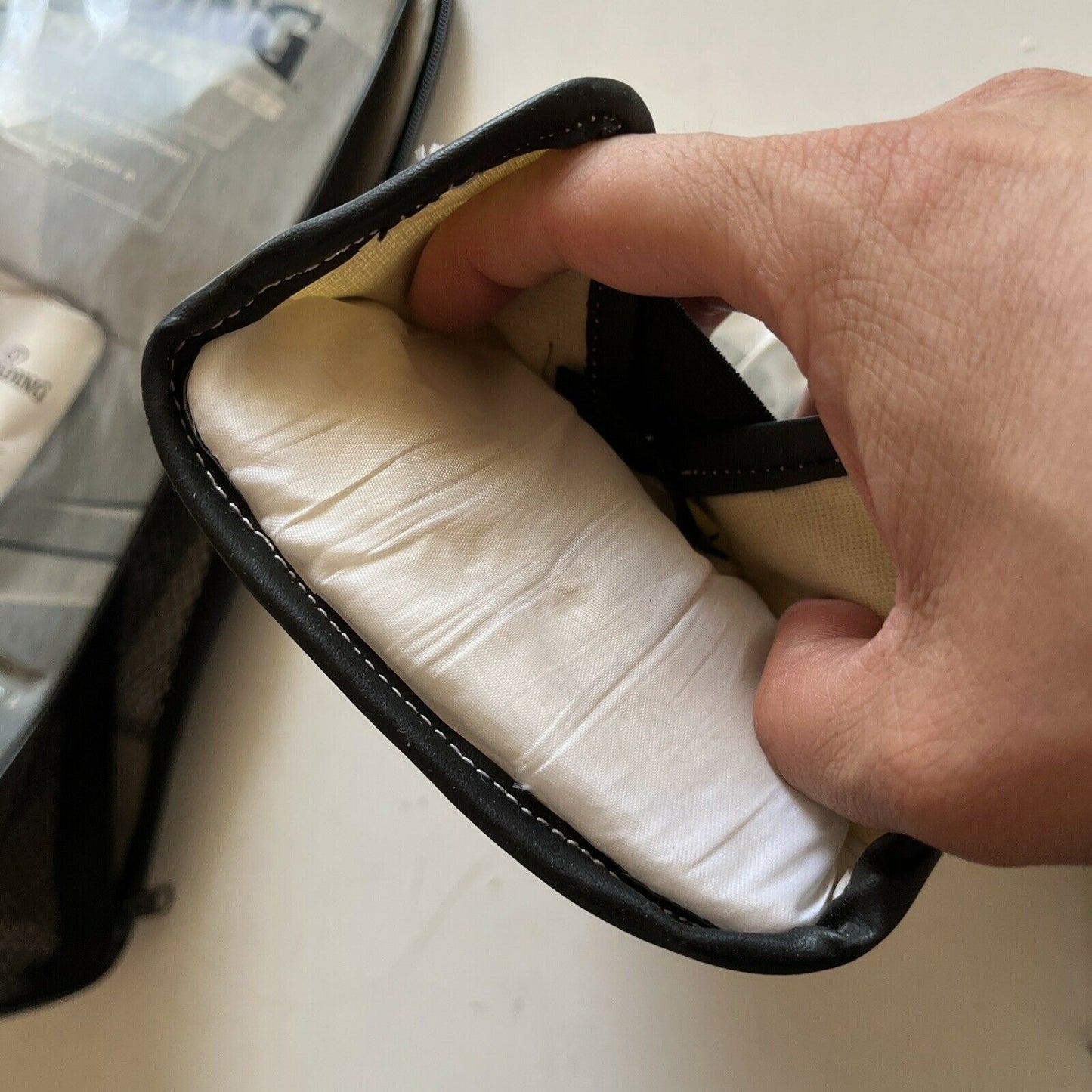 Spalding Punching Boxing Gloves White