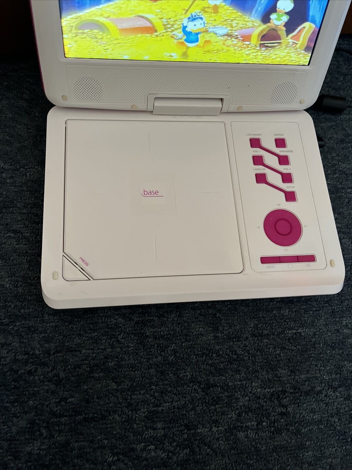 Base 9" (22.75cm) Portable DVD Player  TP-998a