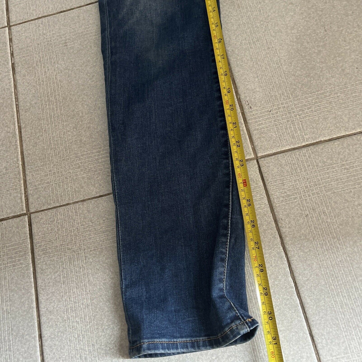 Levi Strauss & Co - 312 Shaping Slim Women's Jeans Size 29