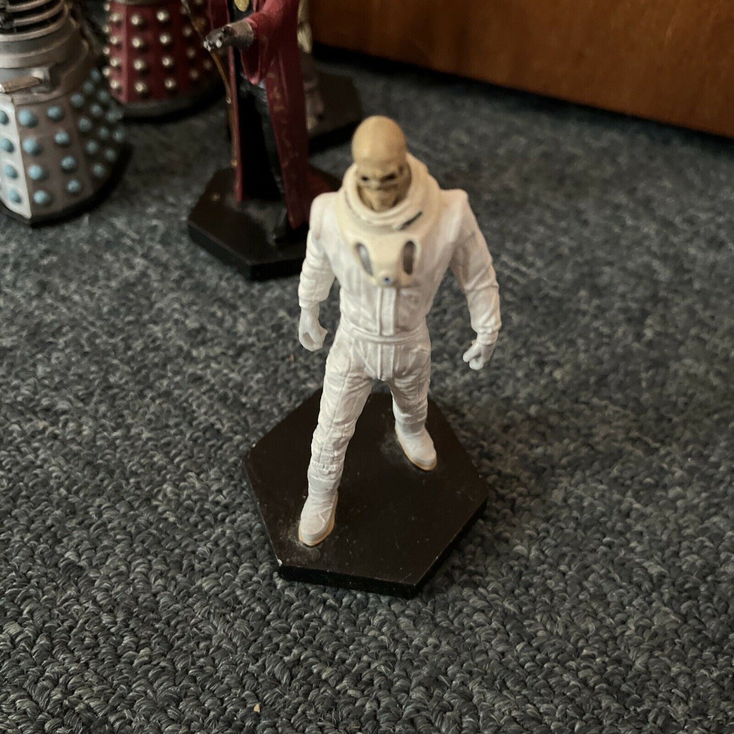 8x Doctor Who Action Figures 3-4": Cyber Controller, Dalek, Rassilon, Scarecrow.