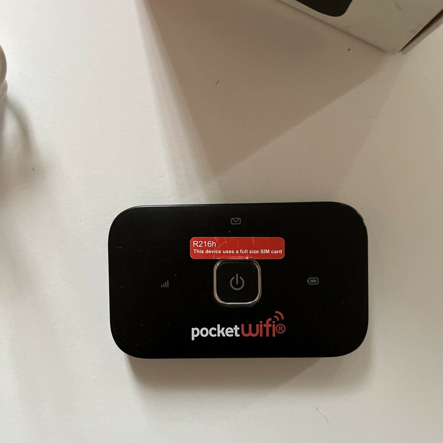 Vodafone Pocket WiFi 4G R216h Mobile Broadband Modem Router *Vodafone Locked*