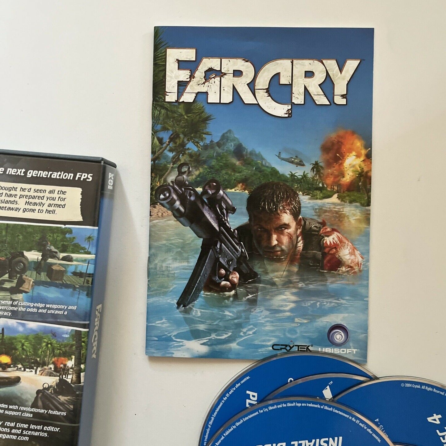 FARCRY PC CD-ROM Complete With Manual 5 Discs Included