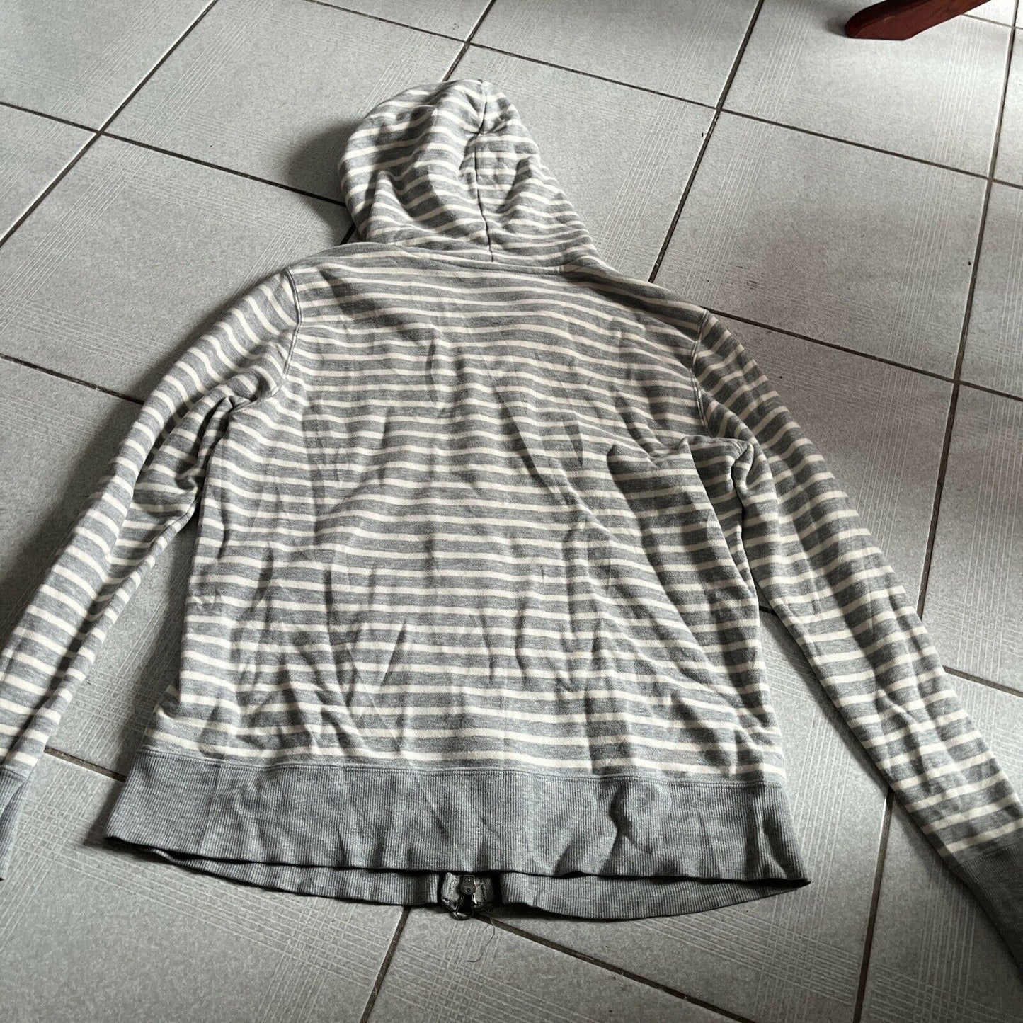 Uniqlo Hoodie XL Size Grey White Stripe Cotton Polyester