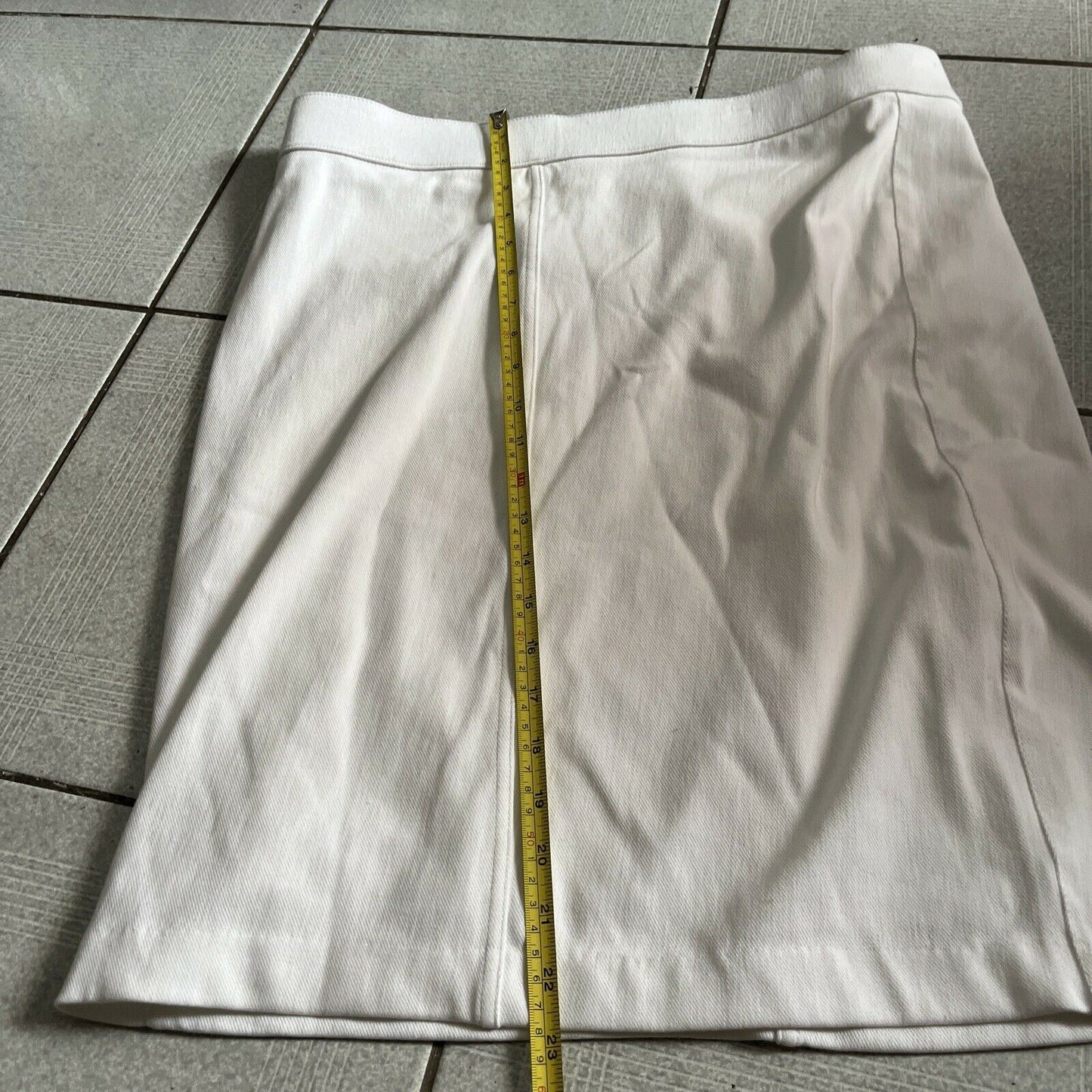 Sussan White Large Straight Skirt