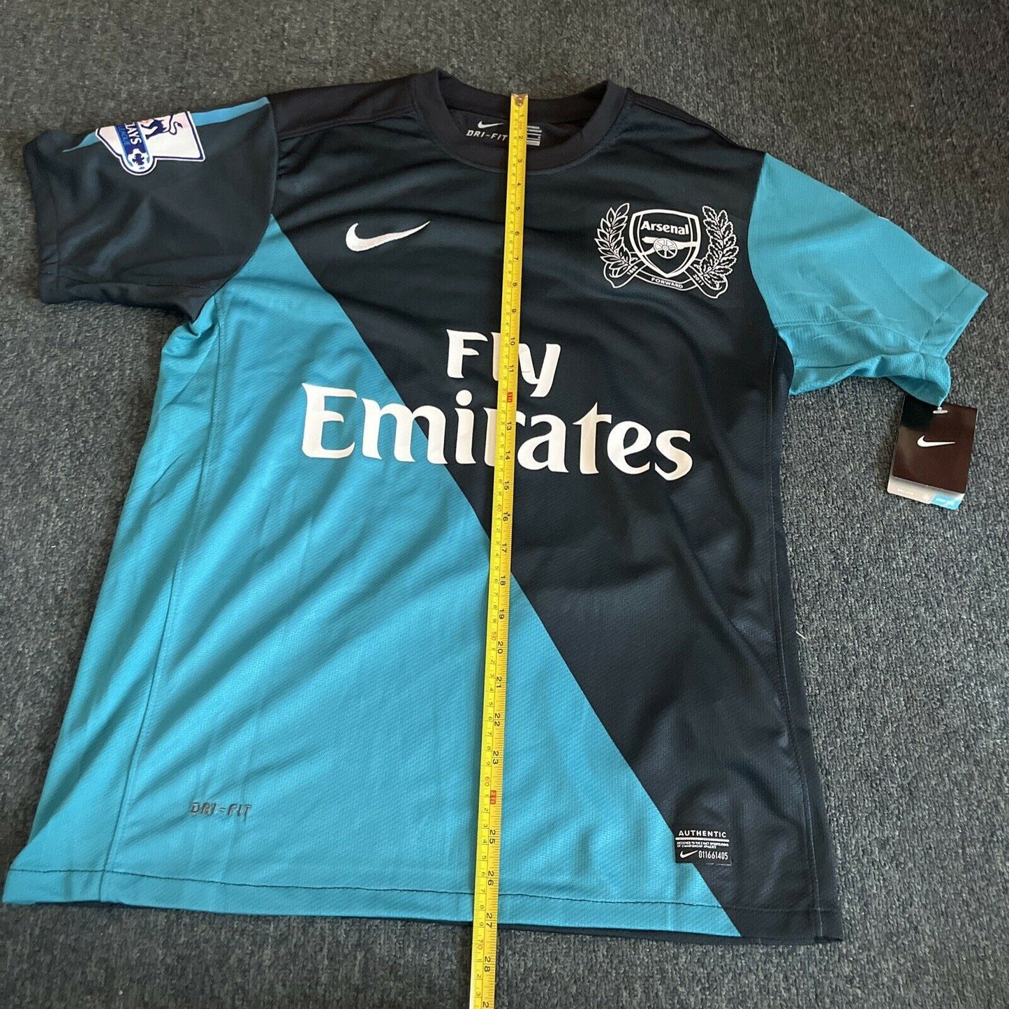Arsenal Emir Nike Dri-Fit Active Shirt Medium Size NWT