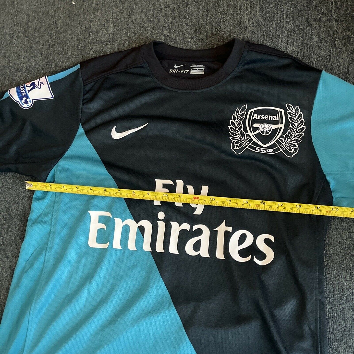 Arsenal Emir Nike Dri-Fit Active Shirt Medium Size NWT