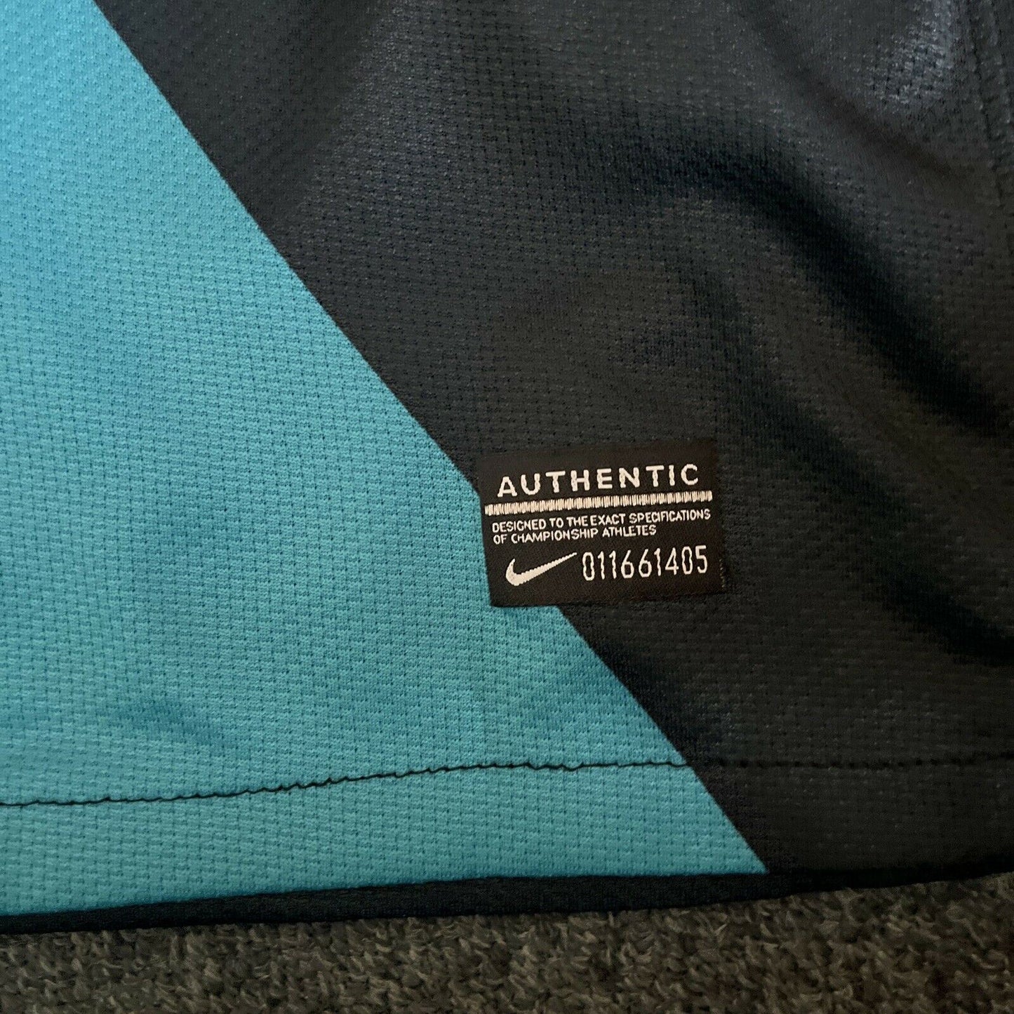 Arsenal Emir Nike Dri-Fit Active Shirt Medium Size NWT