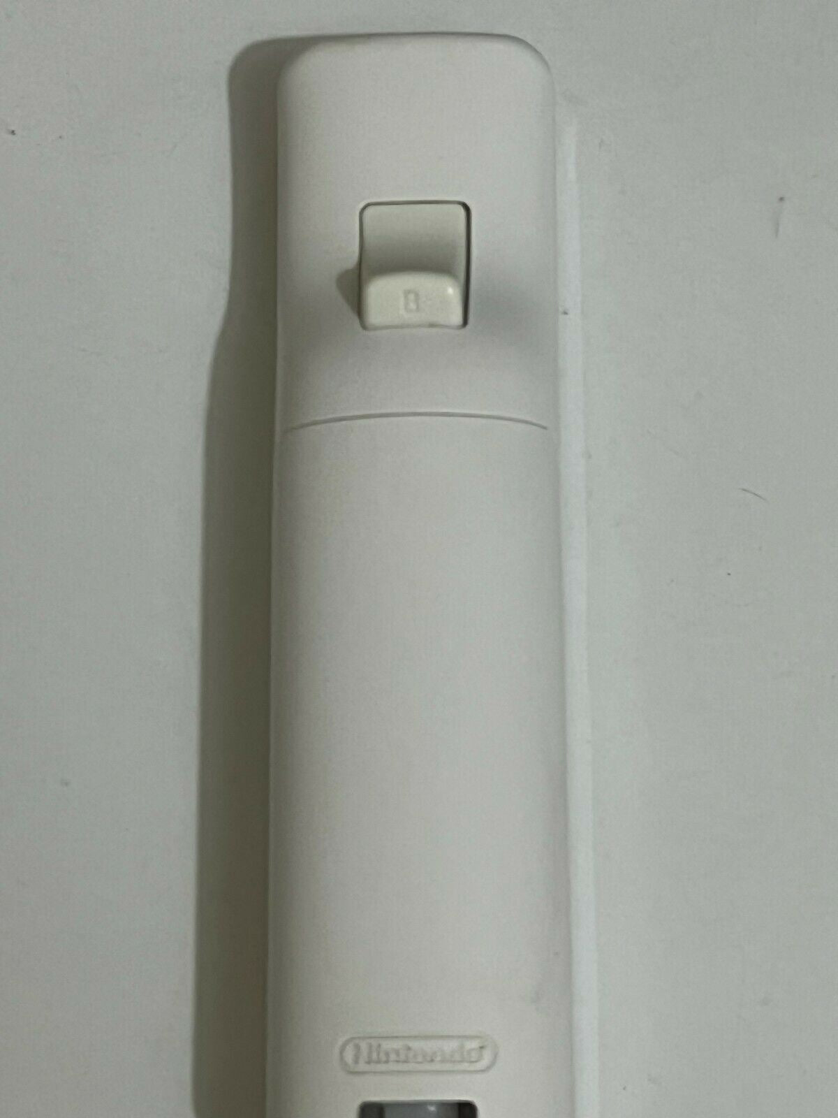 Genuine Nintendo Remote Control for Wii - White RVL-003