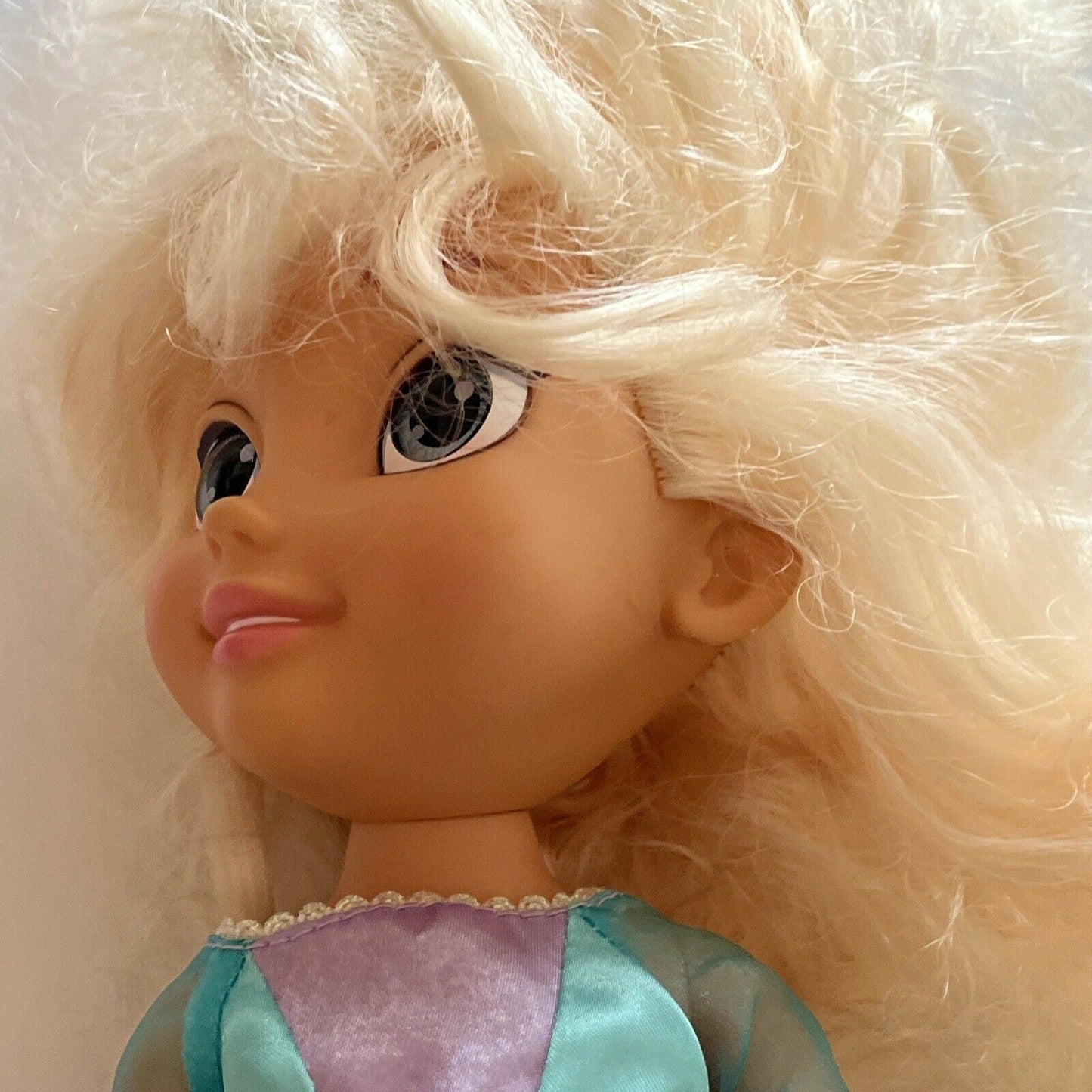 Disney's Frozen Elsa 13 inch Doll Jakks Pacific