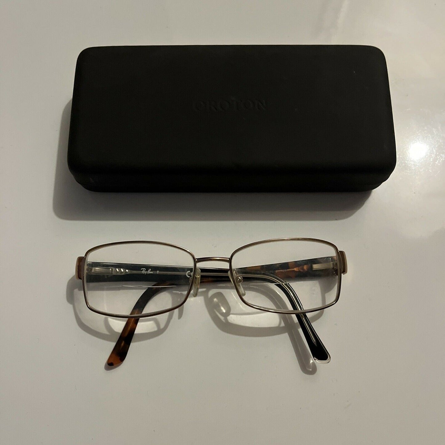 Ray-Ban Reading Glasses With Oroton Case 54/16-135
