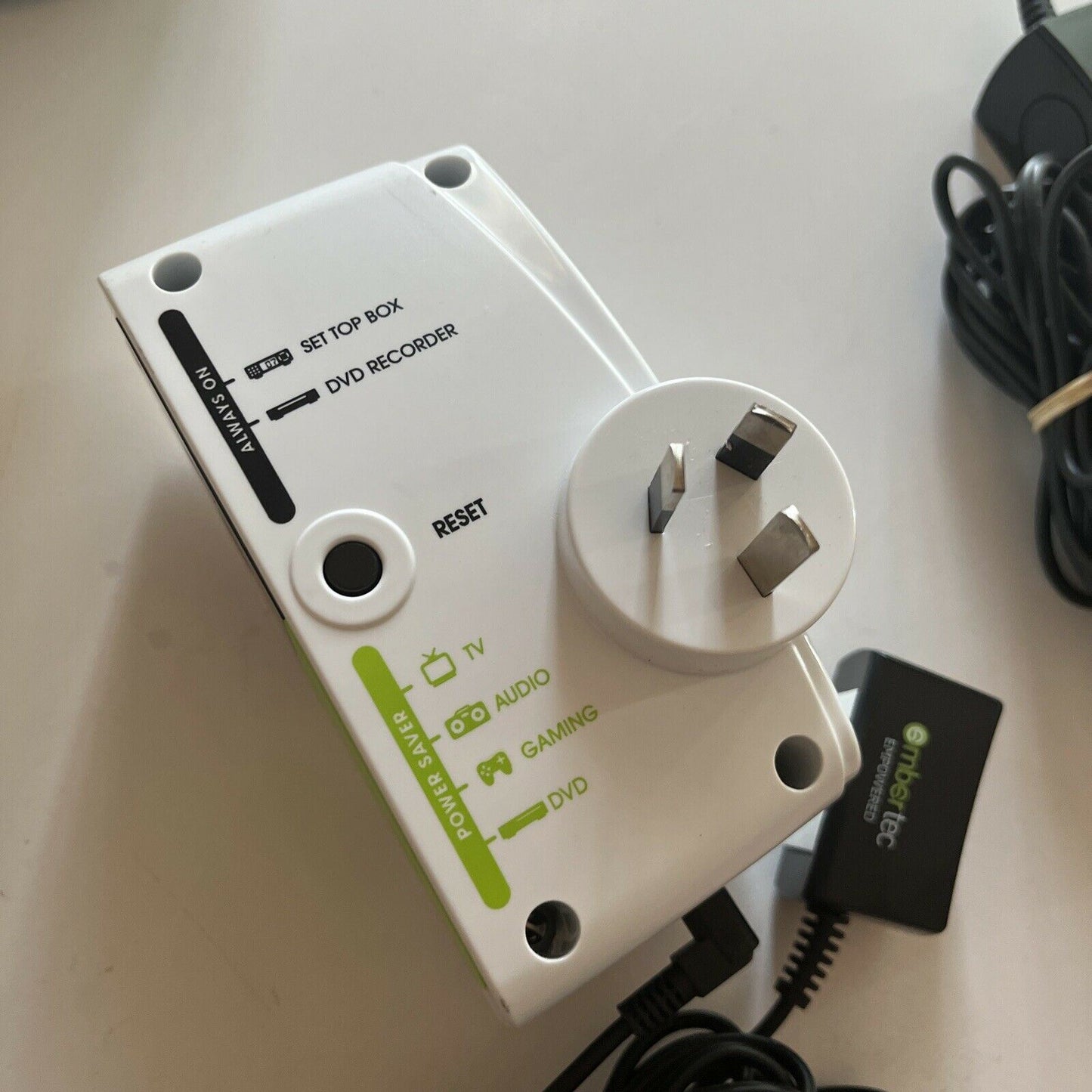 2x Embertec SmartSwitch AV Embertec AV-ET-01 Auto Power Saving Automatic Smart