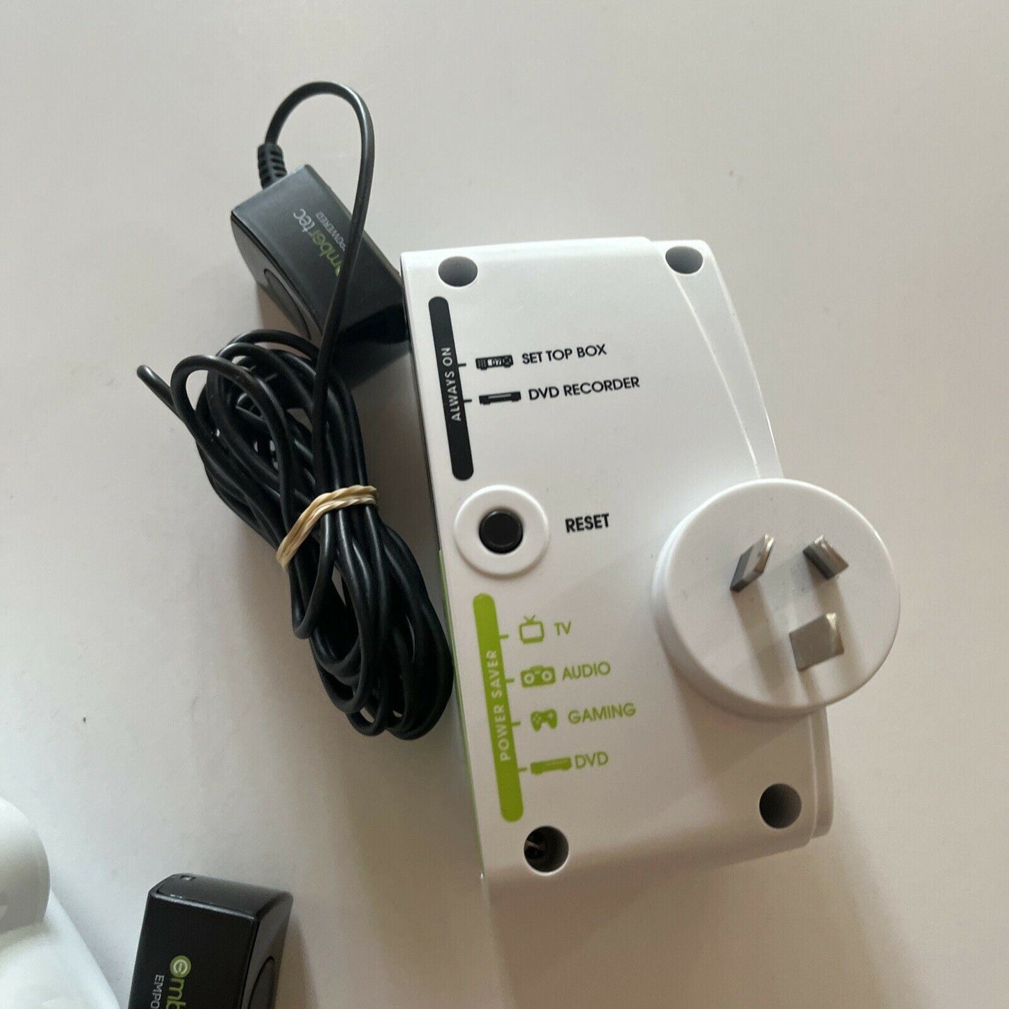 2x Embertec SmartSwitch AV Embertec AV-ET-01 Auto Power Saving Automatic Smart