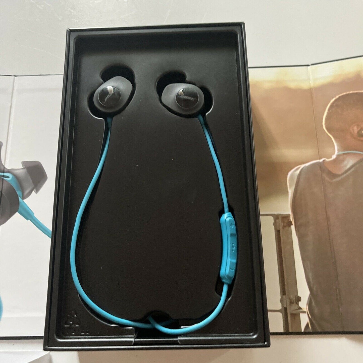 Bose SoundSport Bluetooth Wireless Earphone In-Ear Headphone Mint Condition