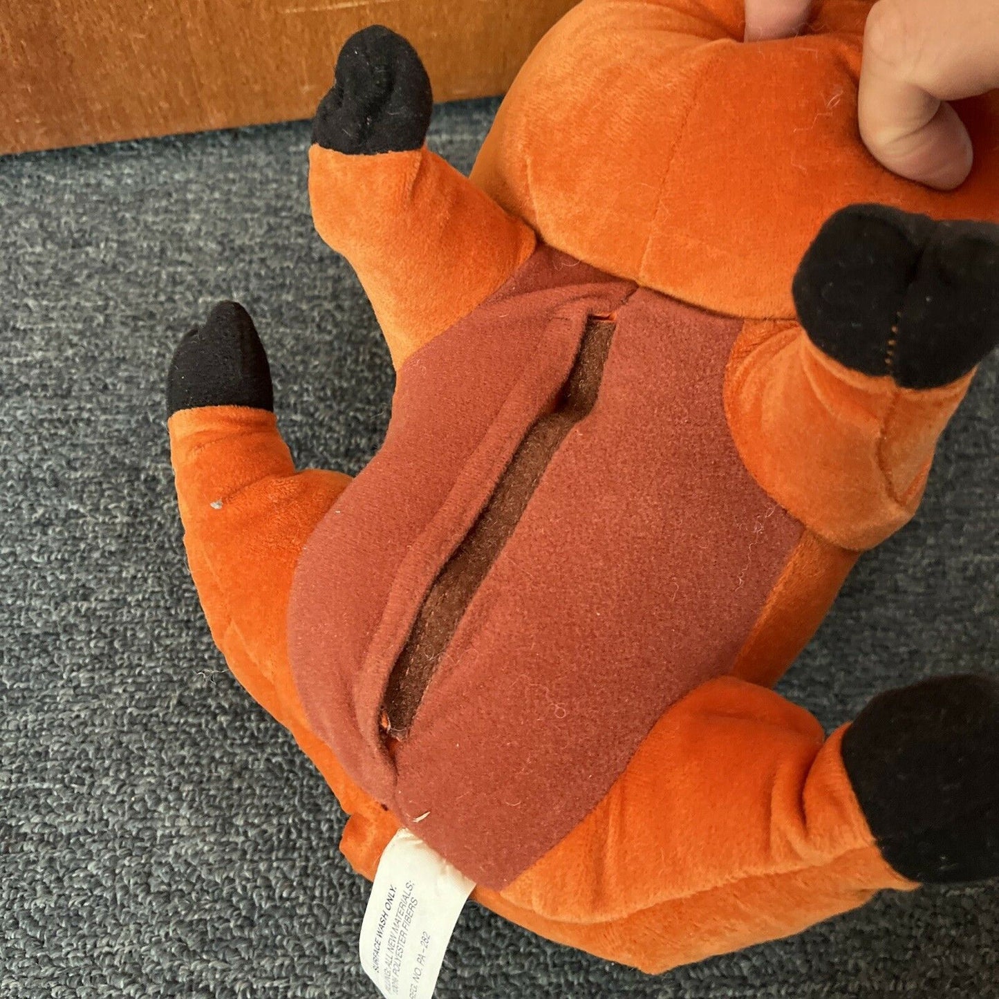 Feed Me Pumbaa - Disney Lion King Talking Plush Toy 2002 9" Hasbro