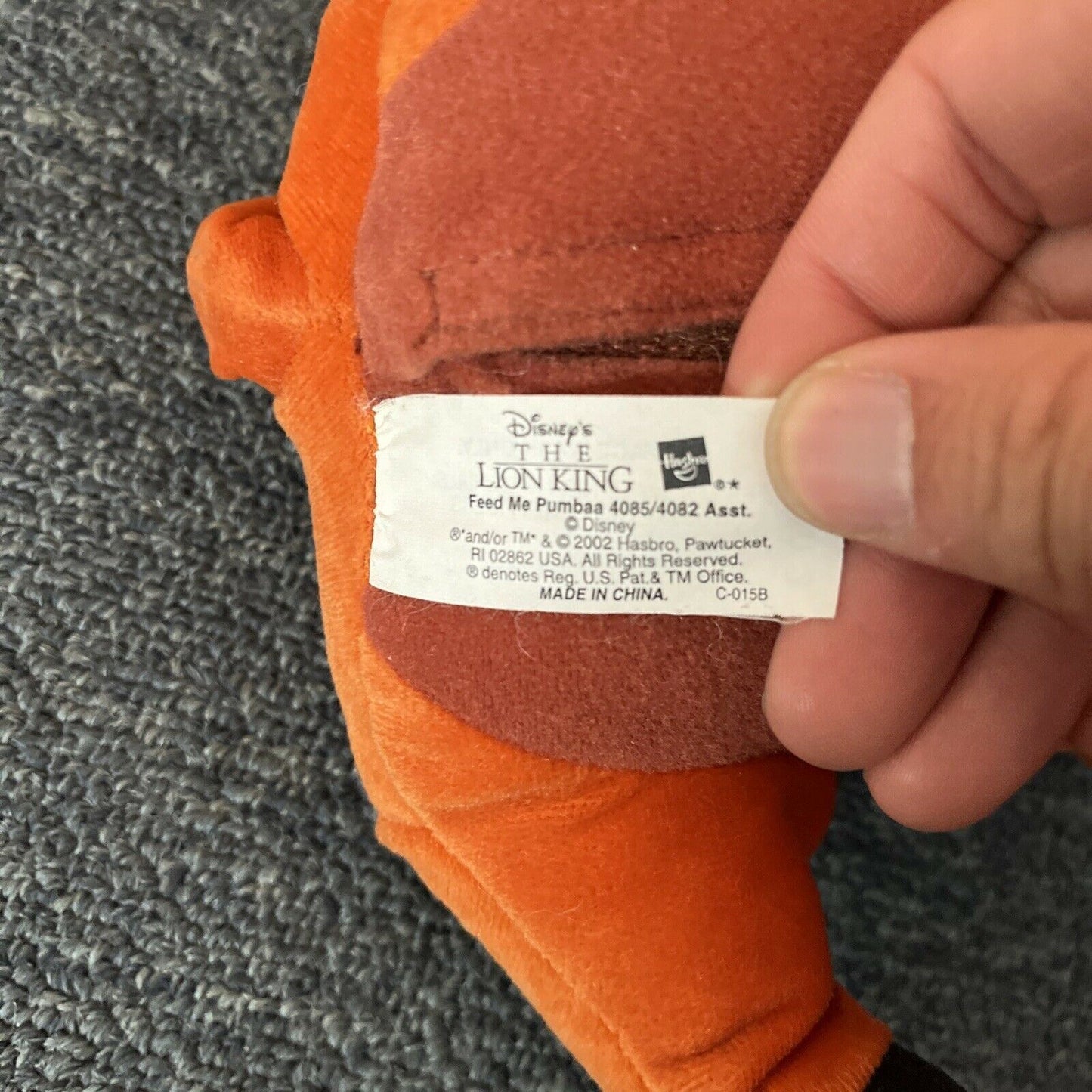 Feed Me Pumbaa - Disney Lion King Talking Plush Toy 2002 9" Hasbro
