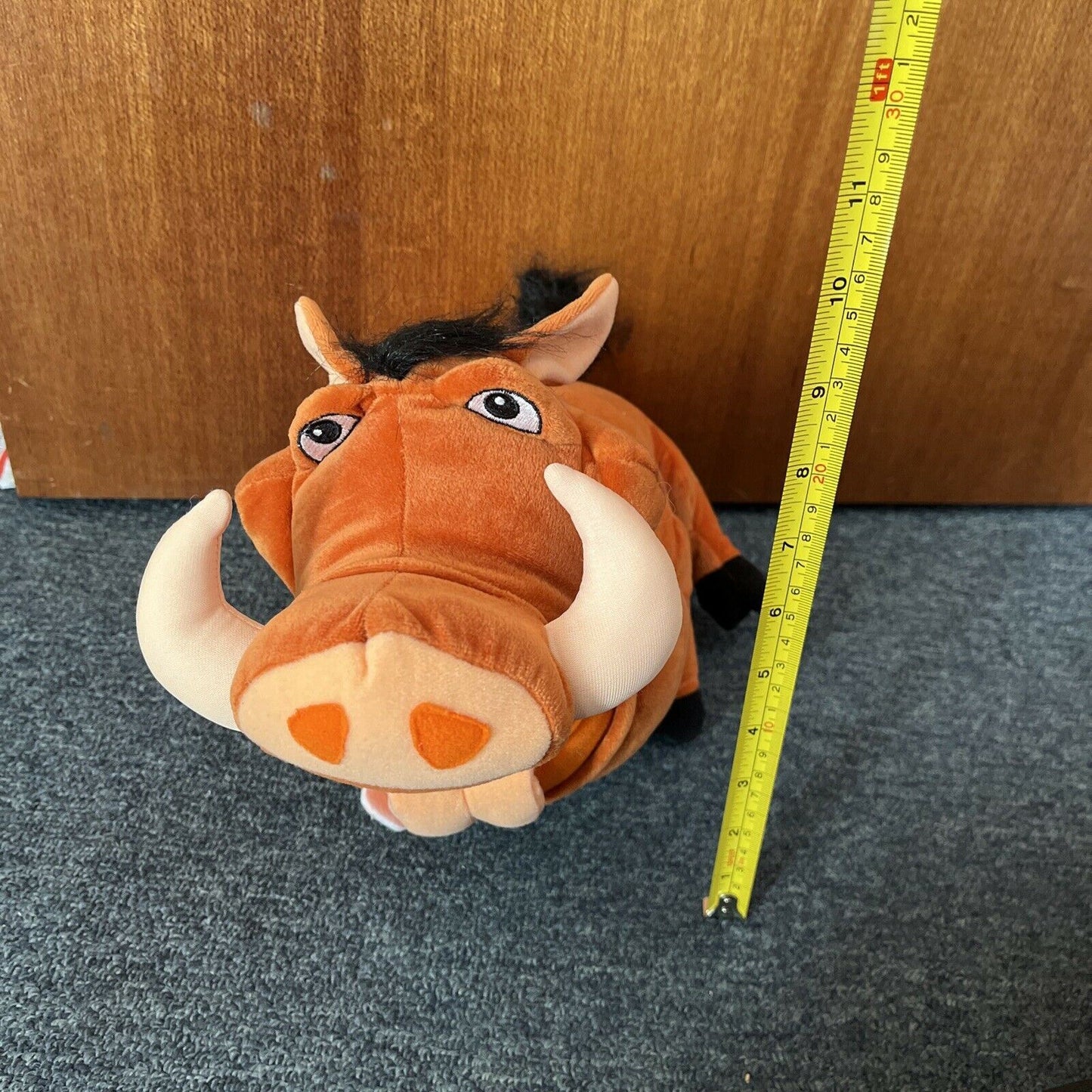 Feed Me Pumbaa - Disney Lion King Talking Plush Toy 2002 9" Hasbro