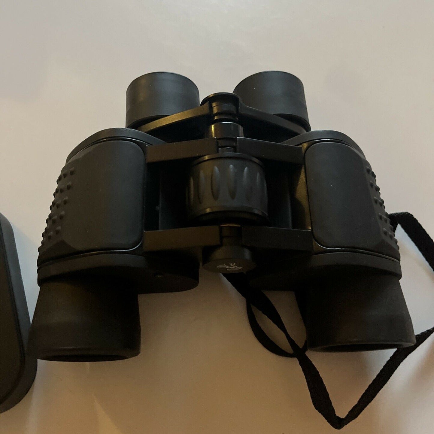 Bushnell Binocular 20x50 168ft at 1000 yards Fully Coated Optics