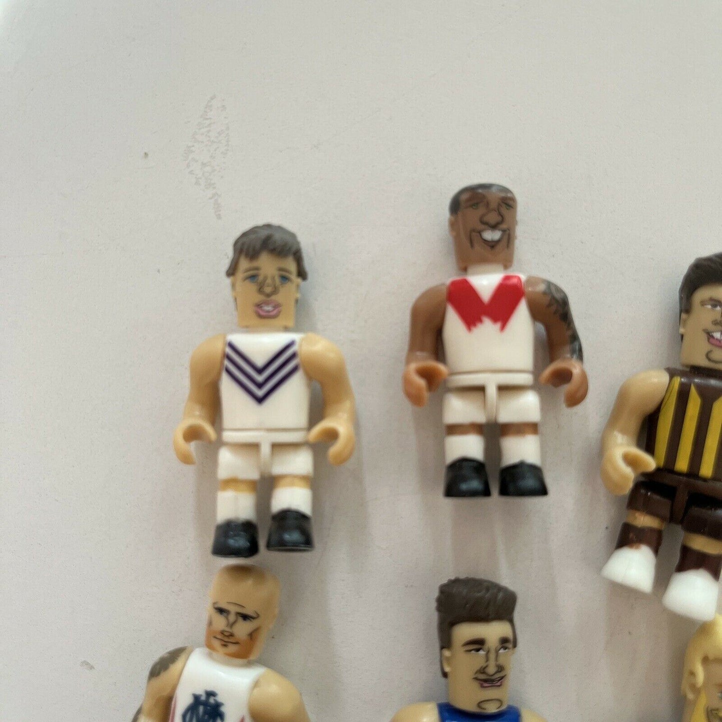 6x AFL Mini Figures - Fyfe, Franklin, Breust, Jones, Bontempelli, Van Berlo