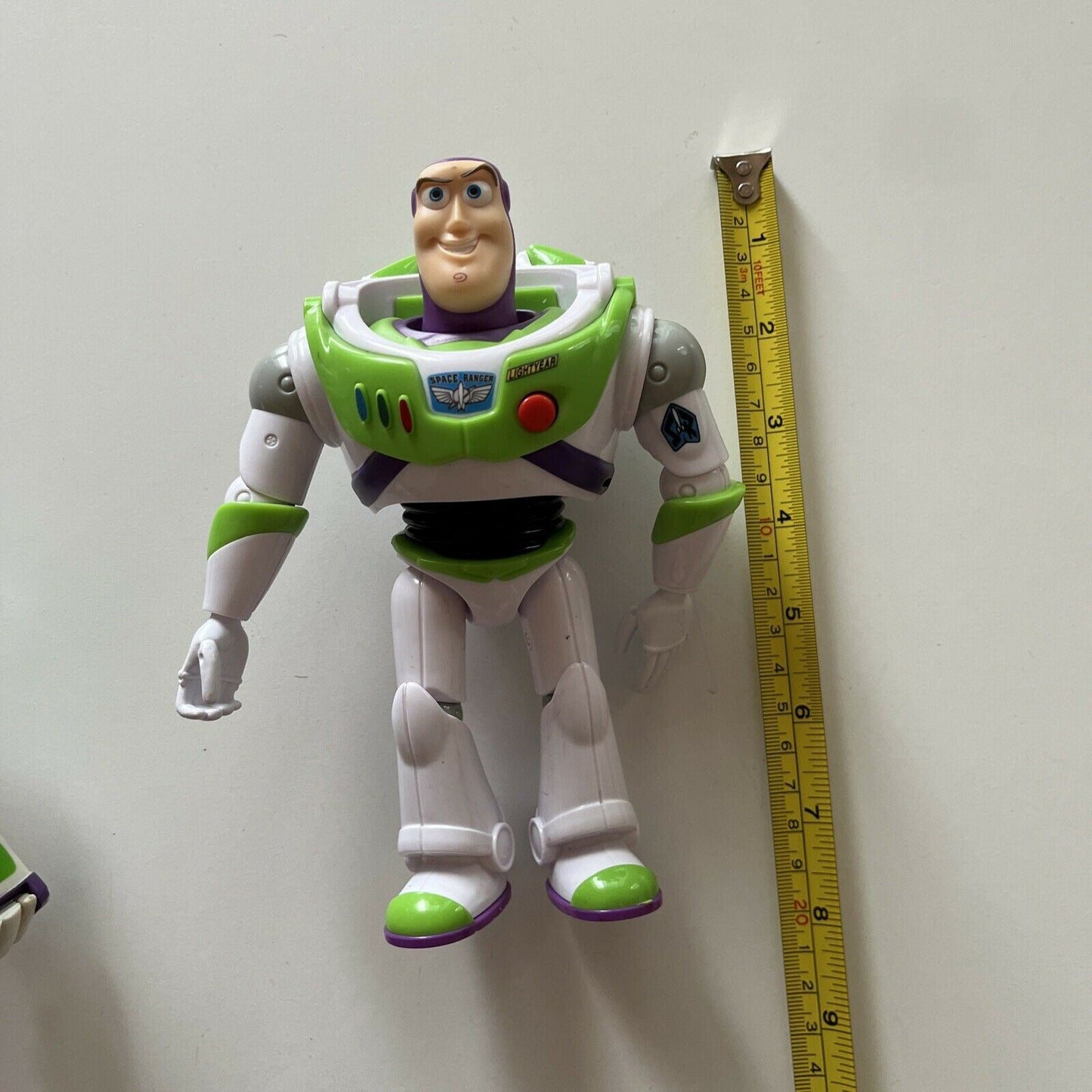 Disney Toy Story Turbo Glo Buzz Lightyear Deluxe Figure V0935 30cm & 7" 2018