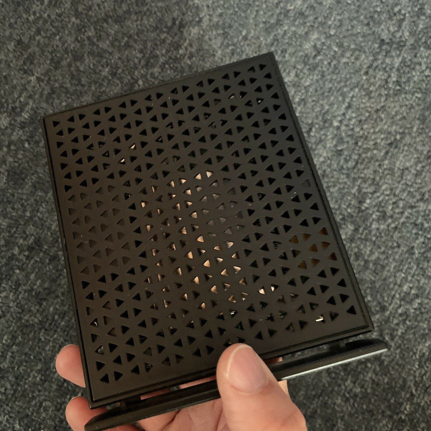 Netgear N300 WiFi Wireless Router 4-PORT 10/100 WNR2000