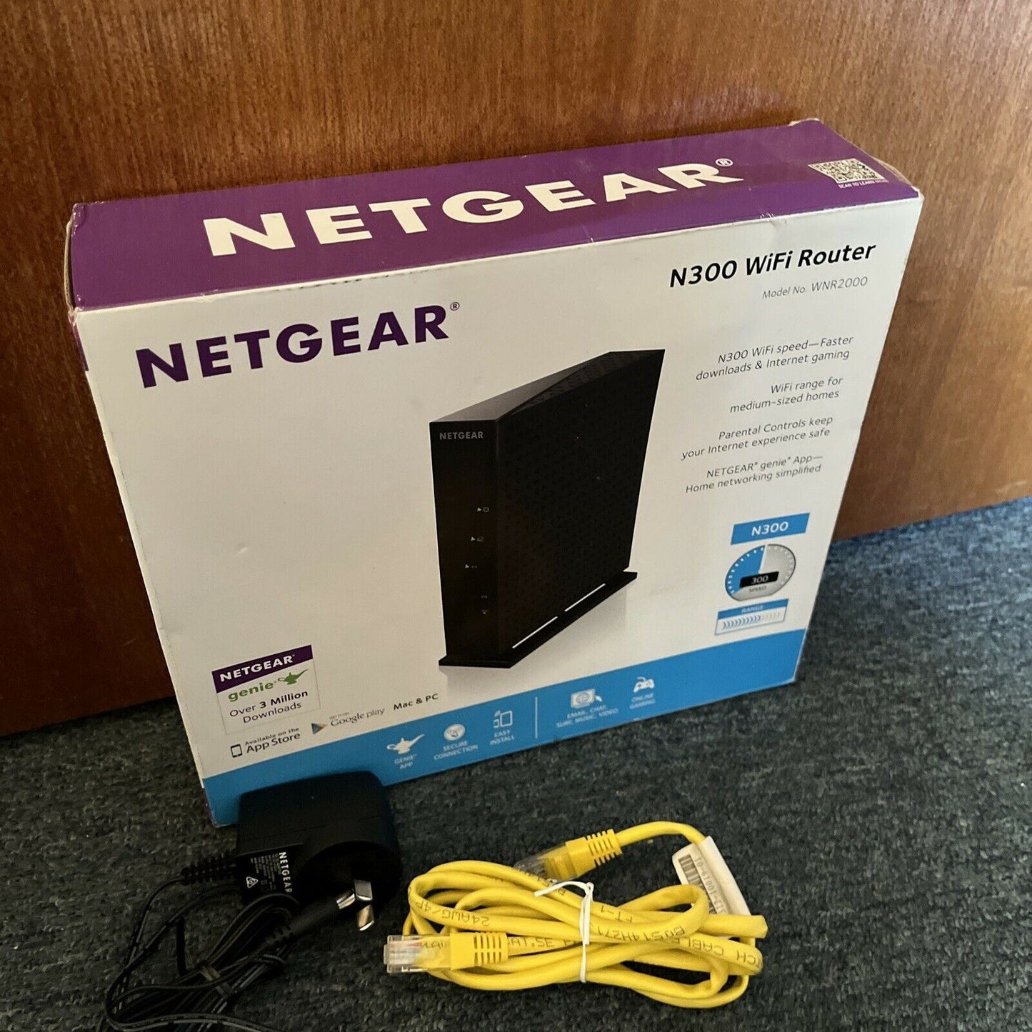 Netgear N300 WiFi Wireless Router 4-PORT 10/100 WNR2000