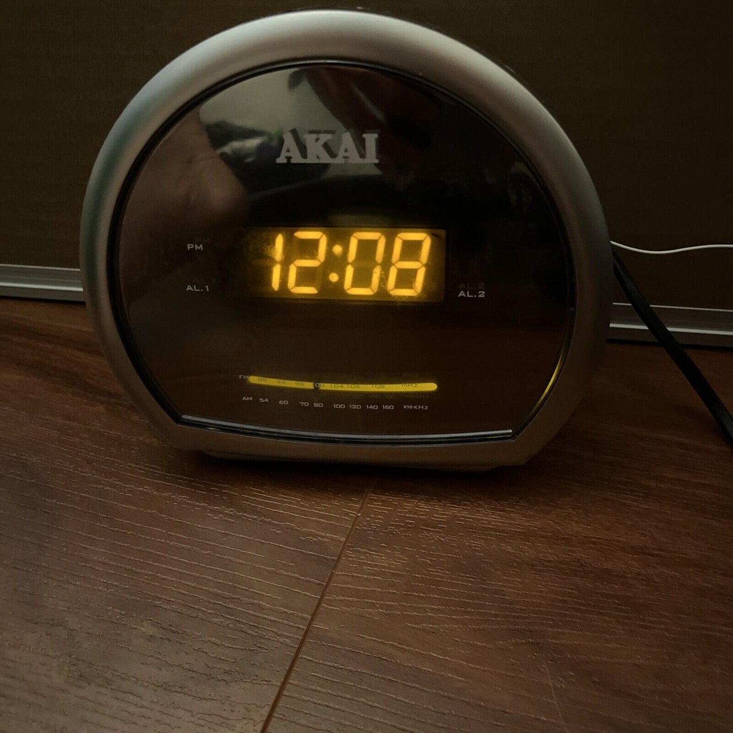 Akai Dual Alarm Clock Radio AM/FM ACX91