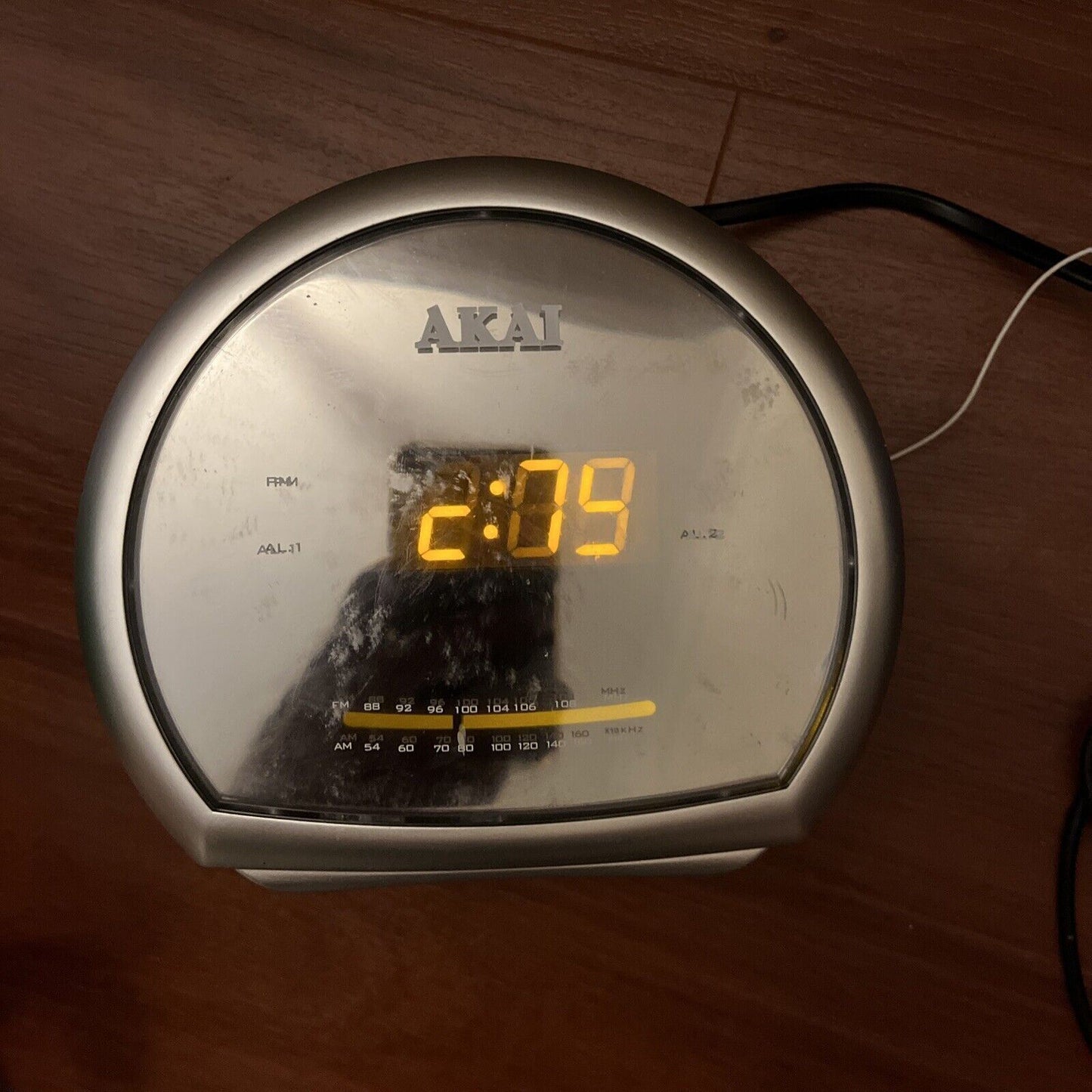 Akai Dual Alarm Clock Radio AM/FM ACX91